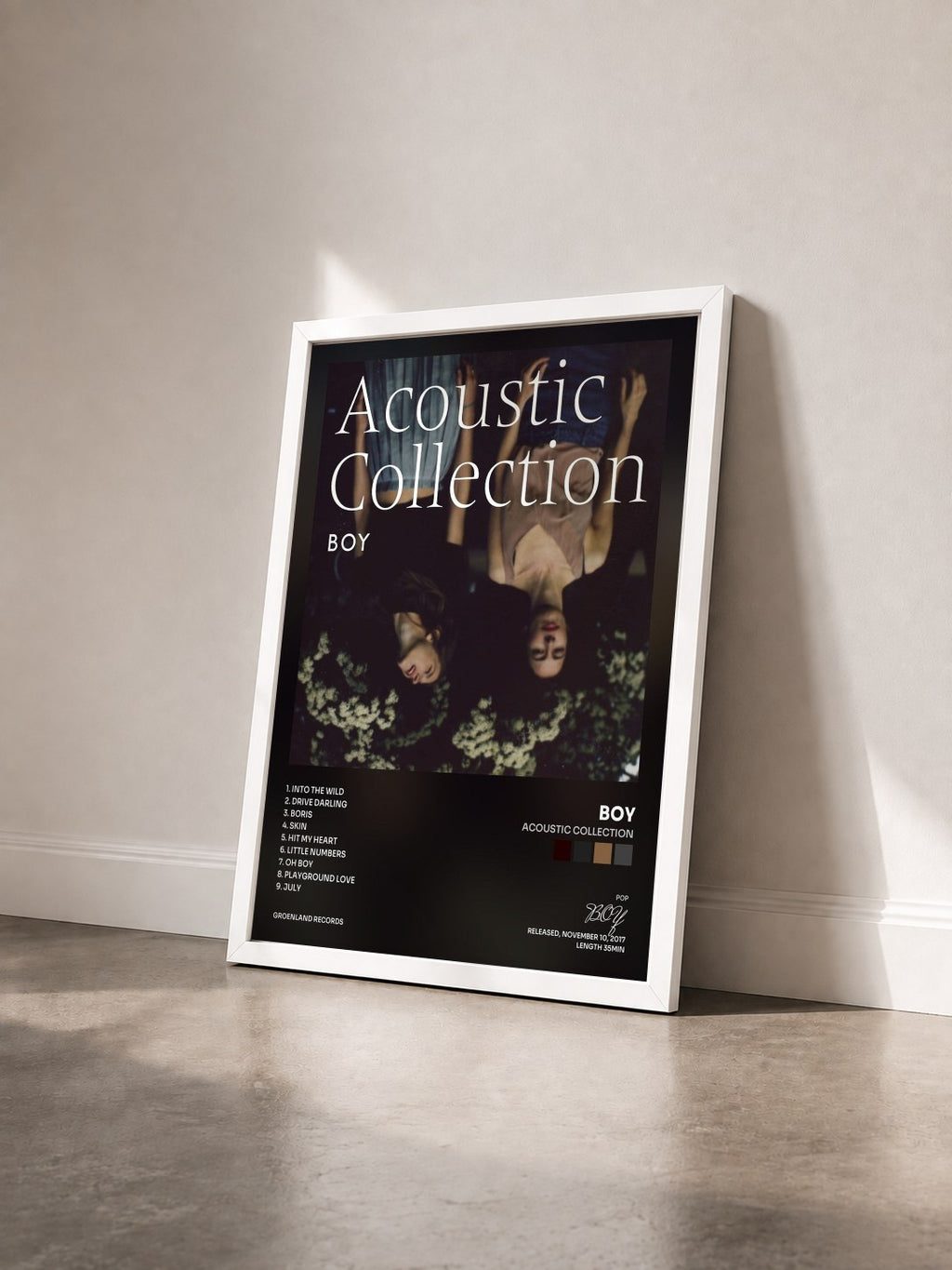 #blanc Tableau de l'album Acoustic Collection de BOY vu de trois quarts, cadre blanc