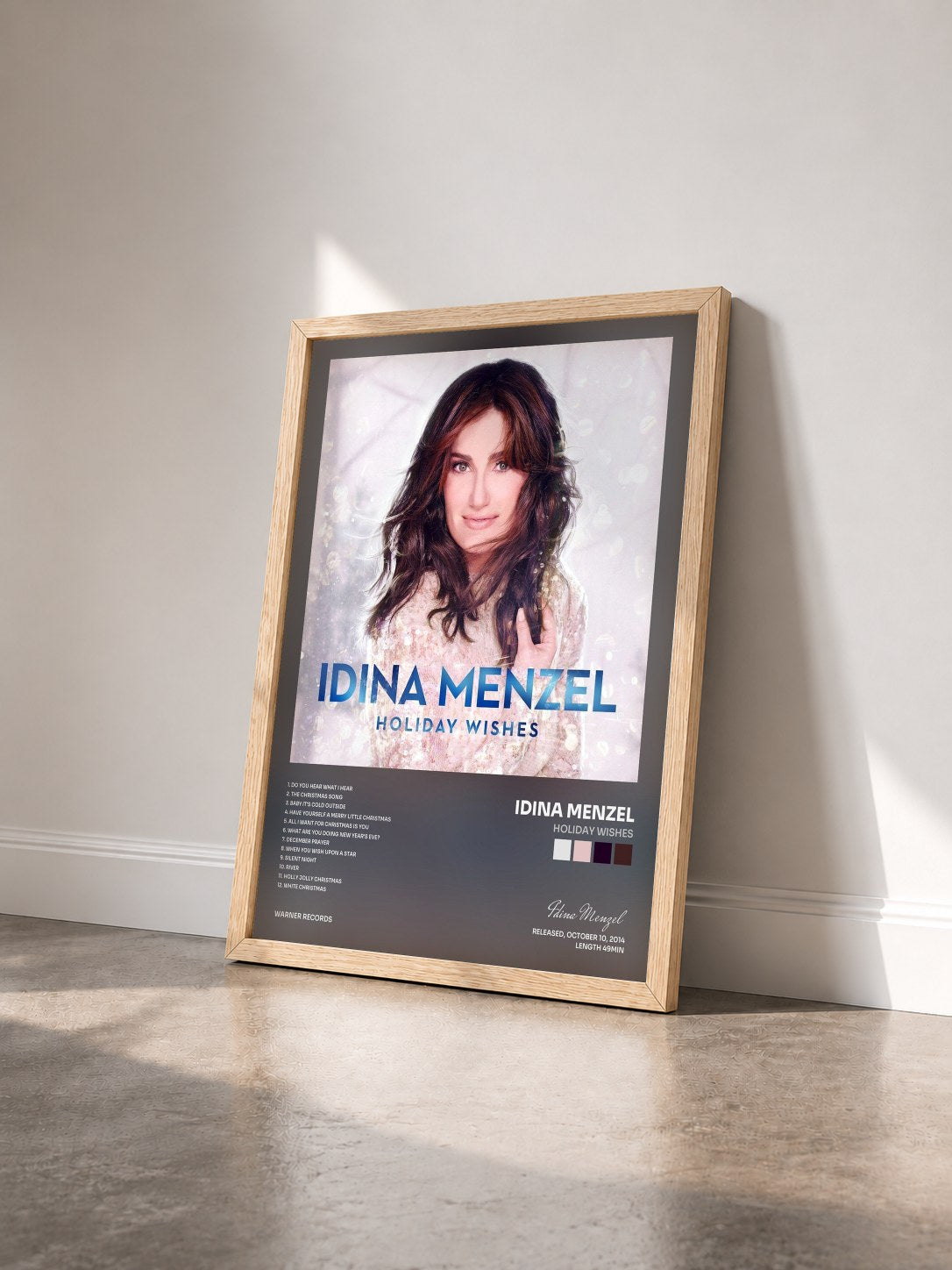 #bois Tableau de l'album Holiday Wishes de Idina Menzel vu de trois quarts, cadre en bois brut