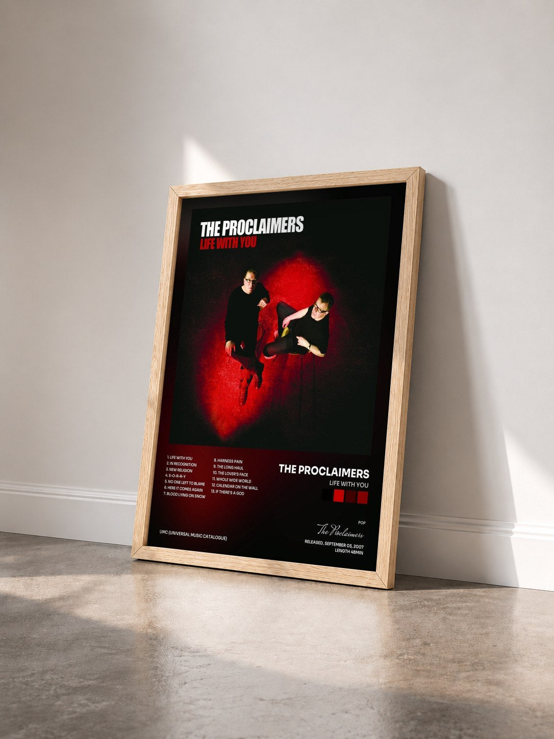 #bois Tableau de l'album Life With You de The Proclaimers vu de trois quarts, cadre en bois brut