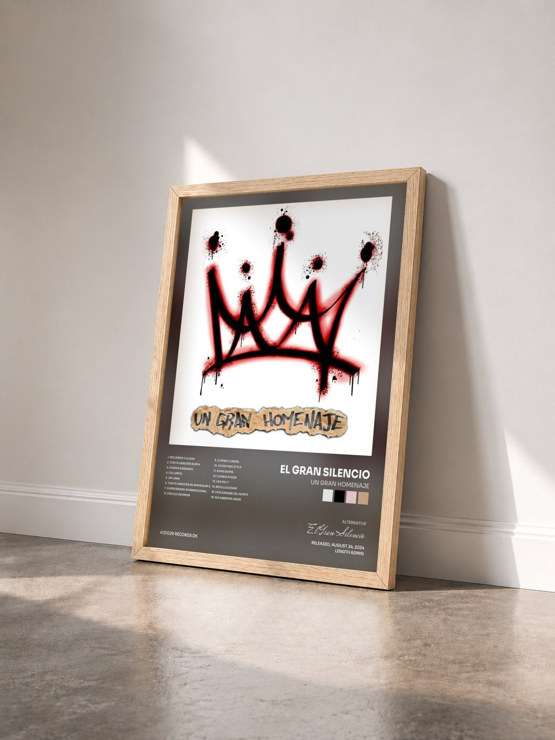 #bois Tableau de l'album Un Gran Homenaje de El Gran Silencio vu de trois quarts, cadre en bois brut
