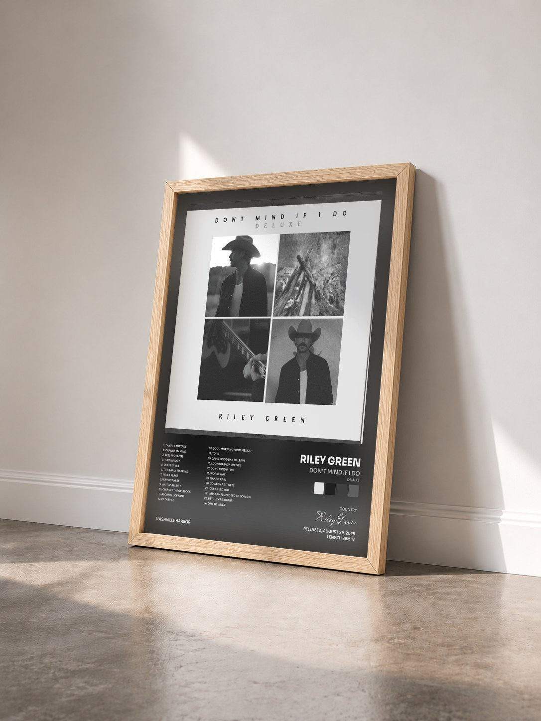 #bois Tableau de l'album Don't Mind If I Do (Deluxe) de Riley Green vu de trois quarts, cadre en bois brut