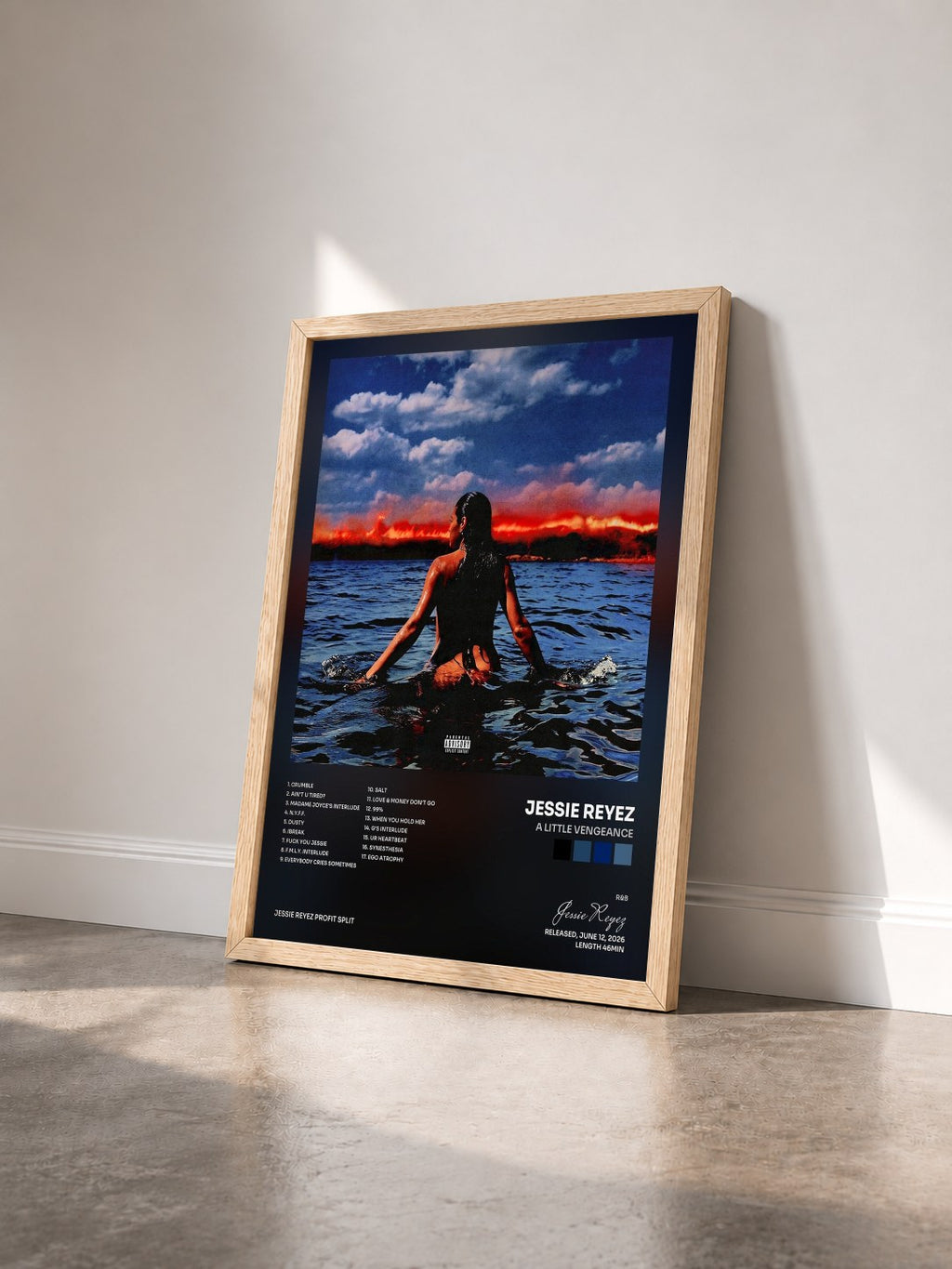 #bois Tableau de l'album A LITTLE VENGEANCE de Jessie Reyez vu de trois quarts, cadre en bois brut