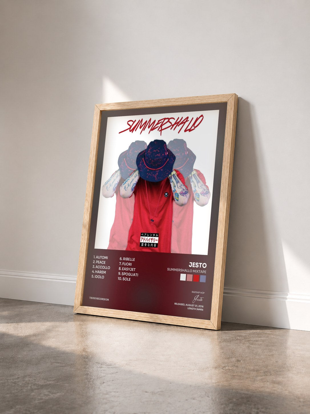 #bois Tableau de l'album Summershallo Mixtape de Jesto vu de trois quarts, cadre en bois brut