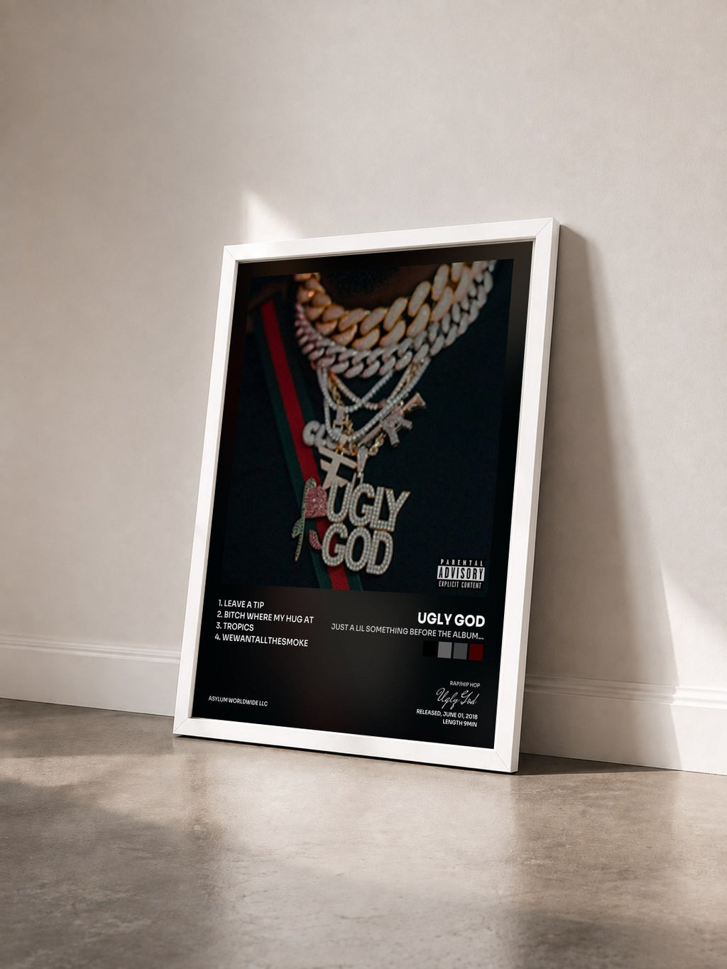 #blanc Tableau de l'album just a lil something before the album... de Ugly God vu de trois quarts, cadre blanc