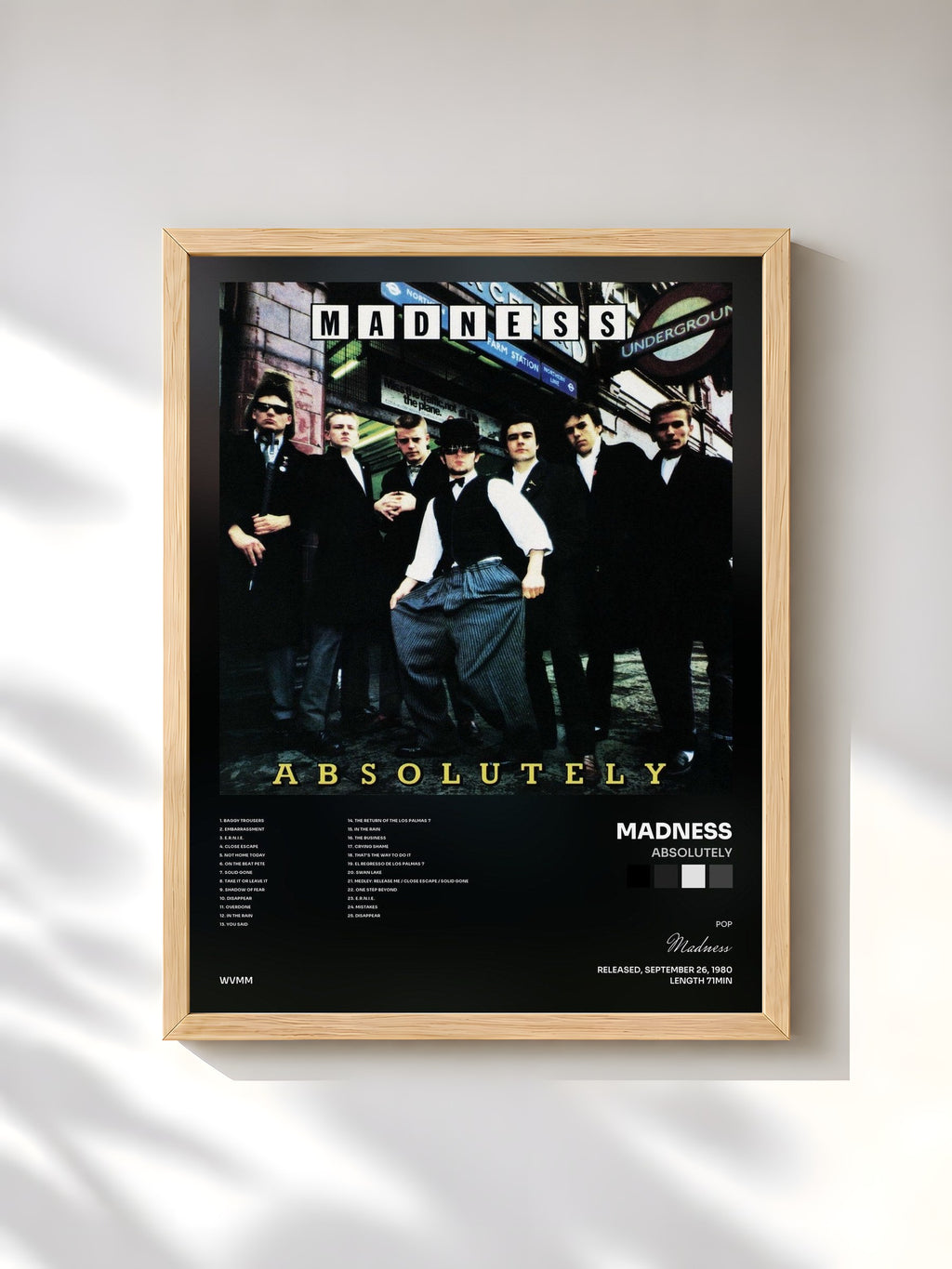 #bois Tableau de l'album Absolutely de Madness, cadre en bois brut, imprimé et encadré en France