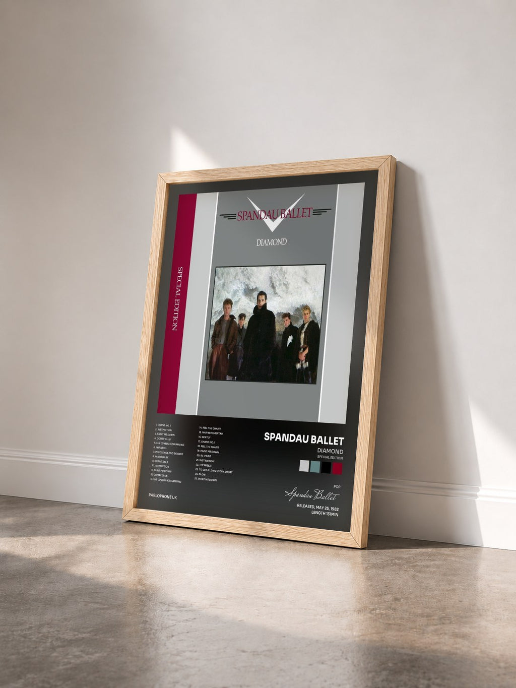 #bois Tableau de l'album Diamond (Special Edition) de Spandau Ballet vu de trois quarts, cadre en bois brut