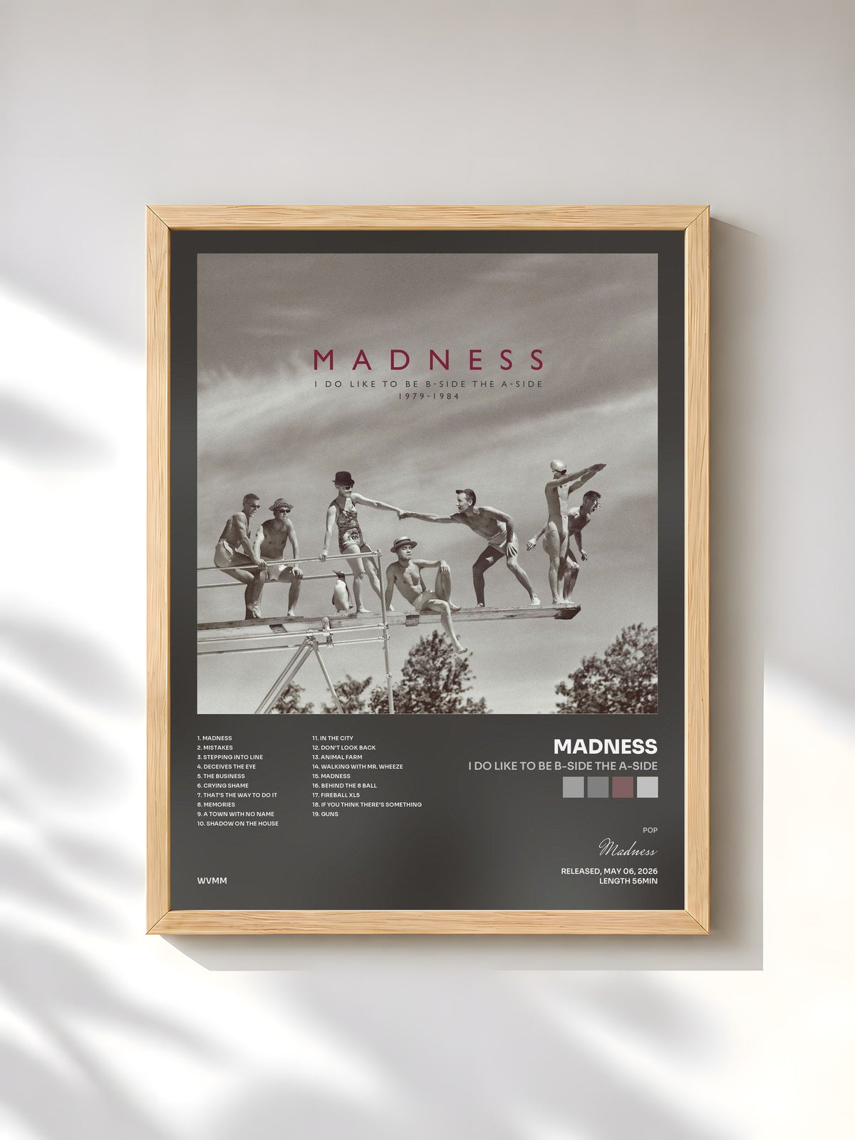#bois Tableau de l'album I Do Like To Be B-Side The A-Side de Madness, cadre en bois brut, imprimé et encadré en France