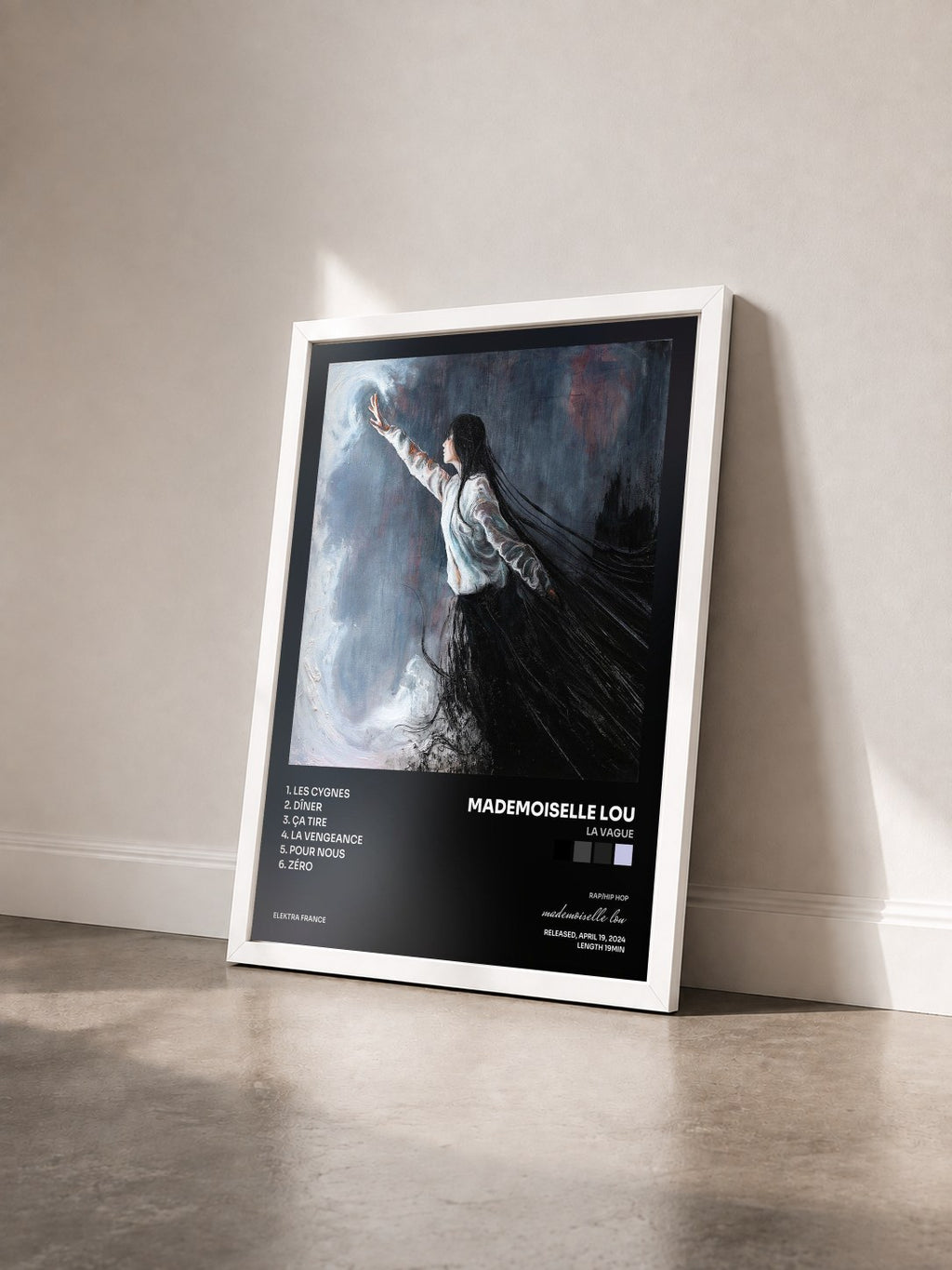 #blanc Tableau de l'album LA VAGUE de mademoiselle lou vu de trois quarts, cadre blanc