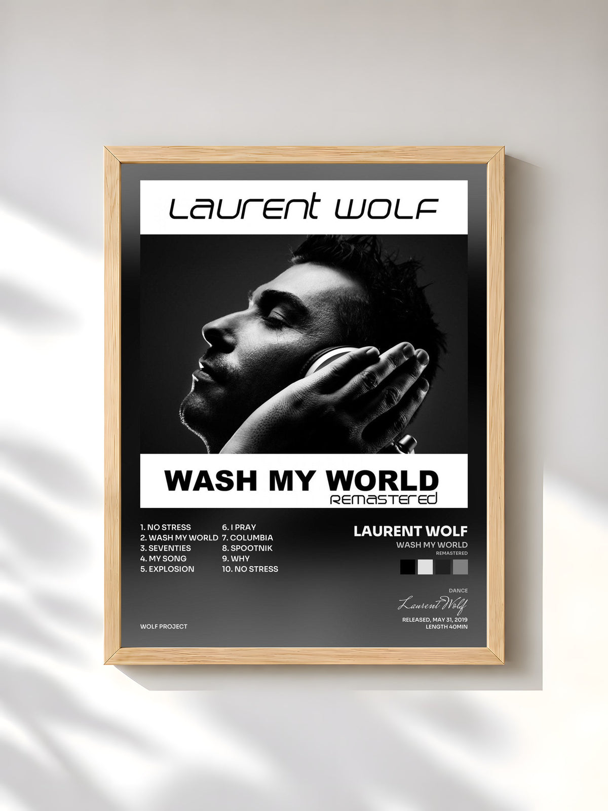 #bois Tableau de l'album Wash My World (Remastered) de Laurent Wolf, cadre en bois brut, imprimé et encadré en France