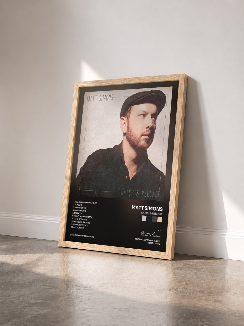 #bois Tableau de l'album Catch & Release de Matt Simons vu de trois quarts, cadre en bois brut
