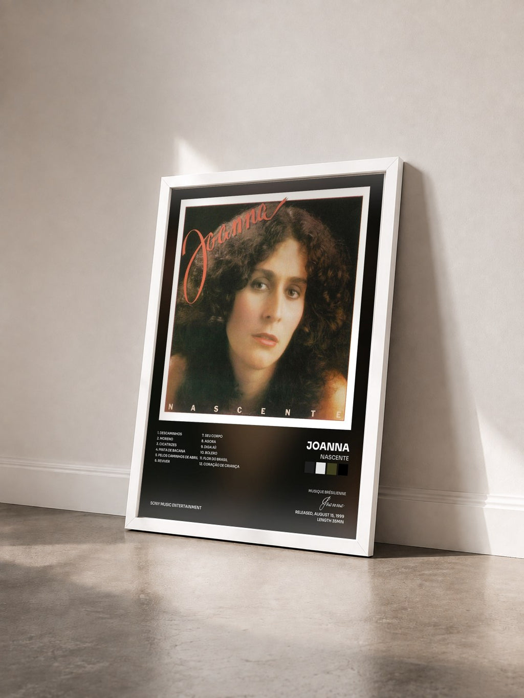 #blanc Tableau de l'album Nascente de Joanna vu de trois quarts, cadre blanc