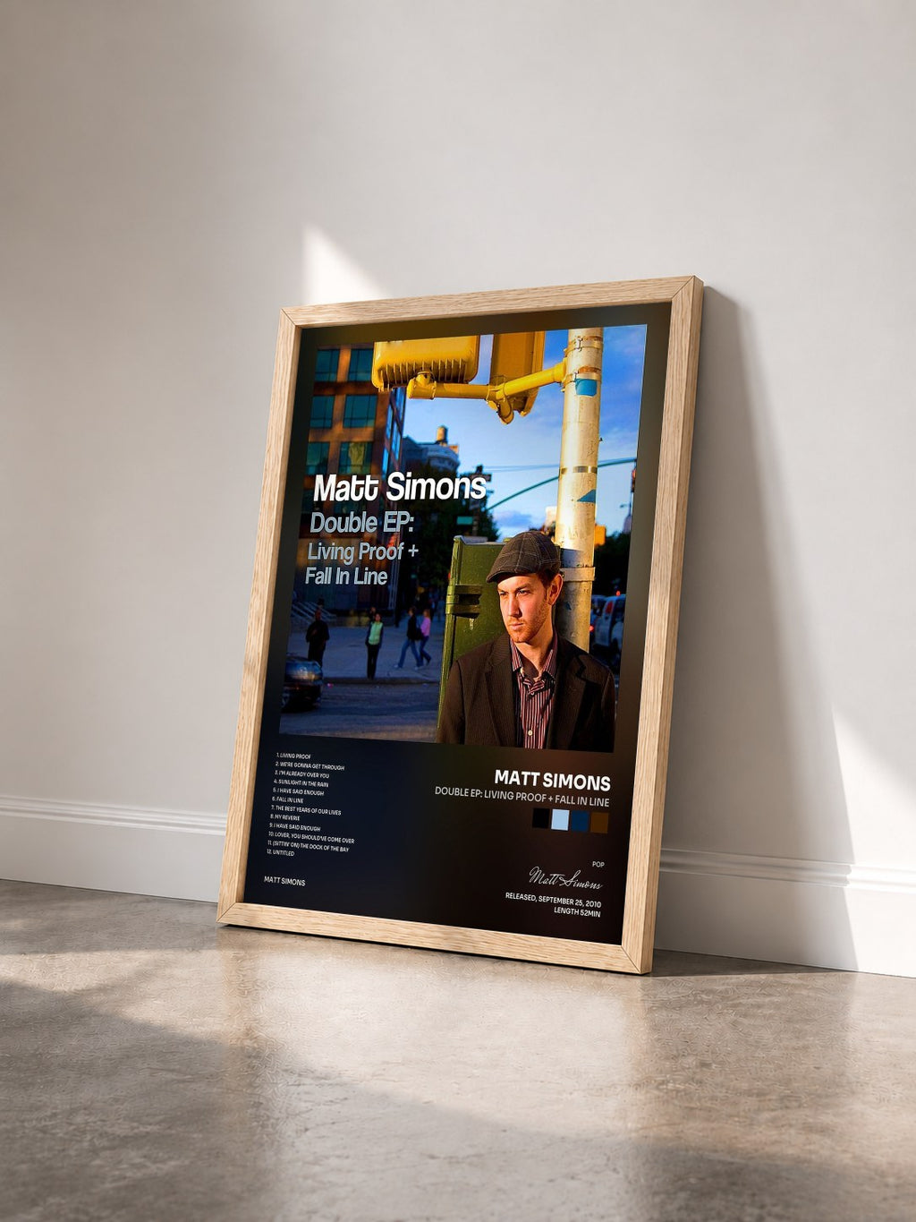 #bois Tableau de l'album Double EP: Living Proof + Fall In Line de Matt Simons vu de trois quarts, cadre en bois brut
