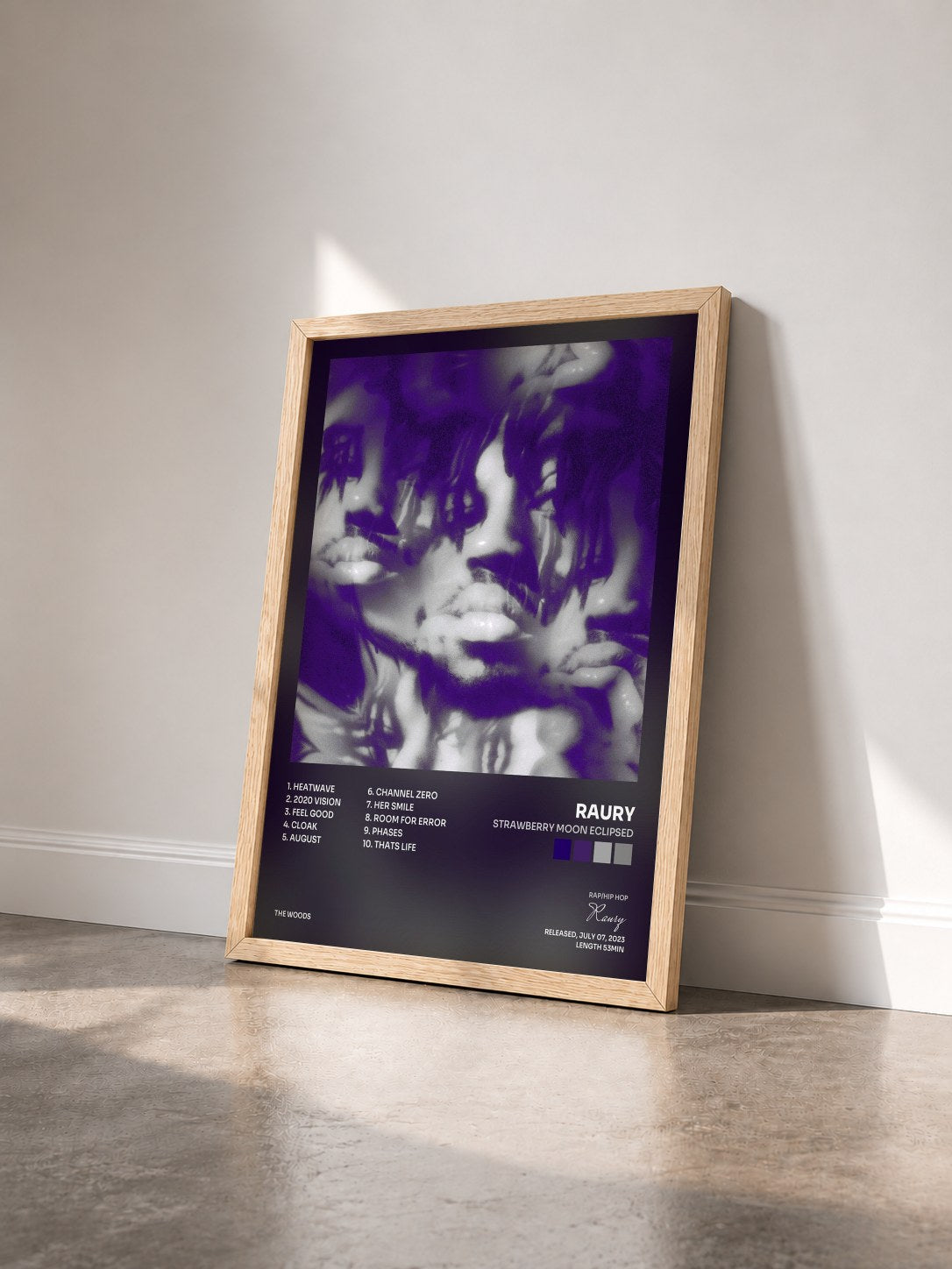 #bois Tableau de l'album Strawberry Moon Eclipsed de Raury vu de trois quarts, cadre en bois brut