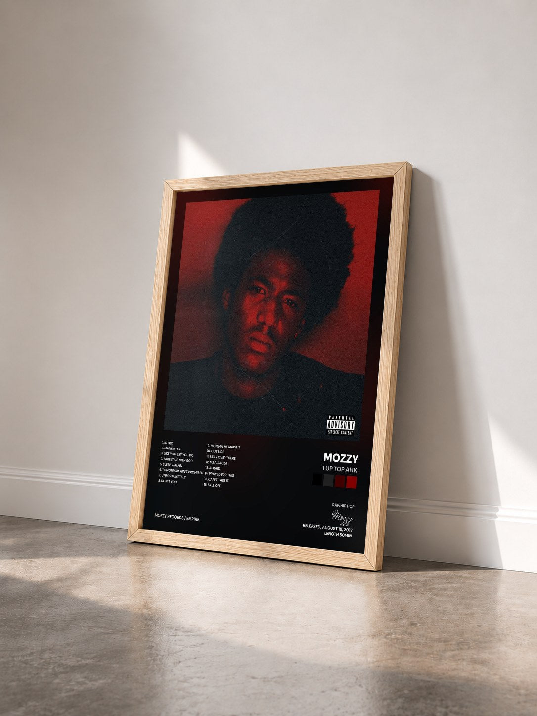 #bois Tableau de l'album 1 Up Top Ahk de Mozzy vu de trois quarts, cadre en bois brut