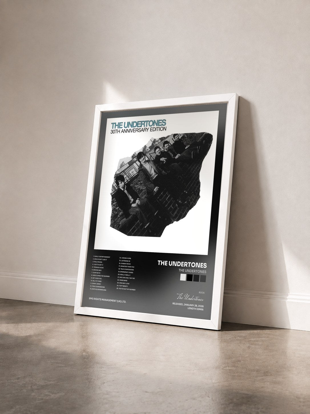 #blanc Tableau de l'album The Undertones de The Undertones vu de trois quarts, cadre blanc
