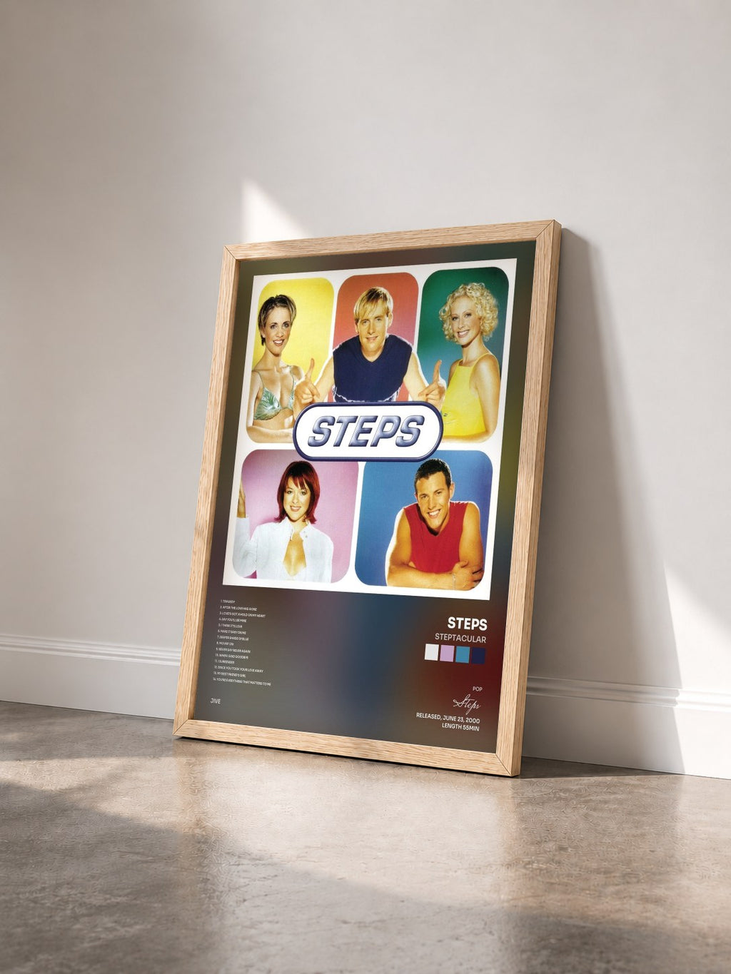 #bois Tableau de l'album Steptacular de Steps vu de trois quarts, cadre en bois brut