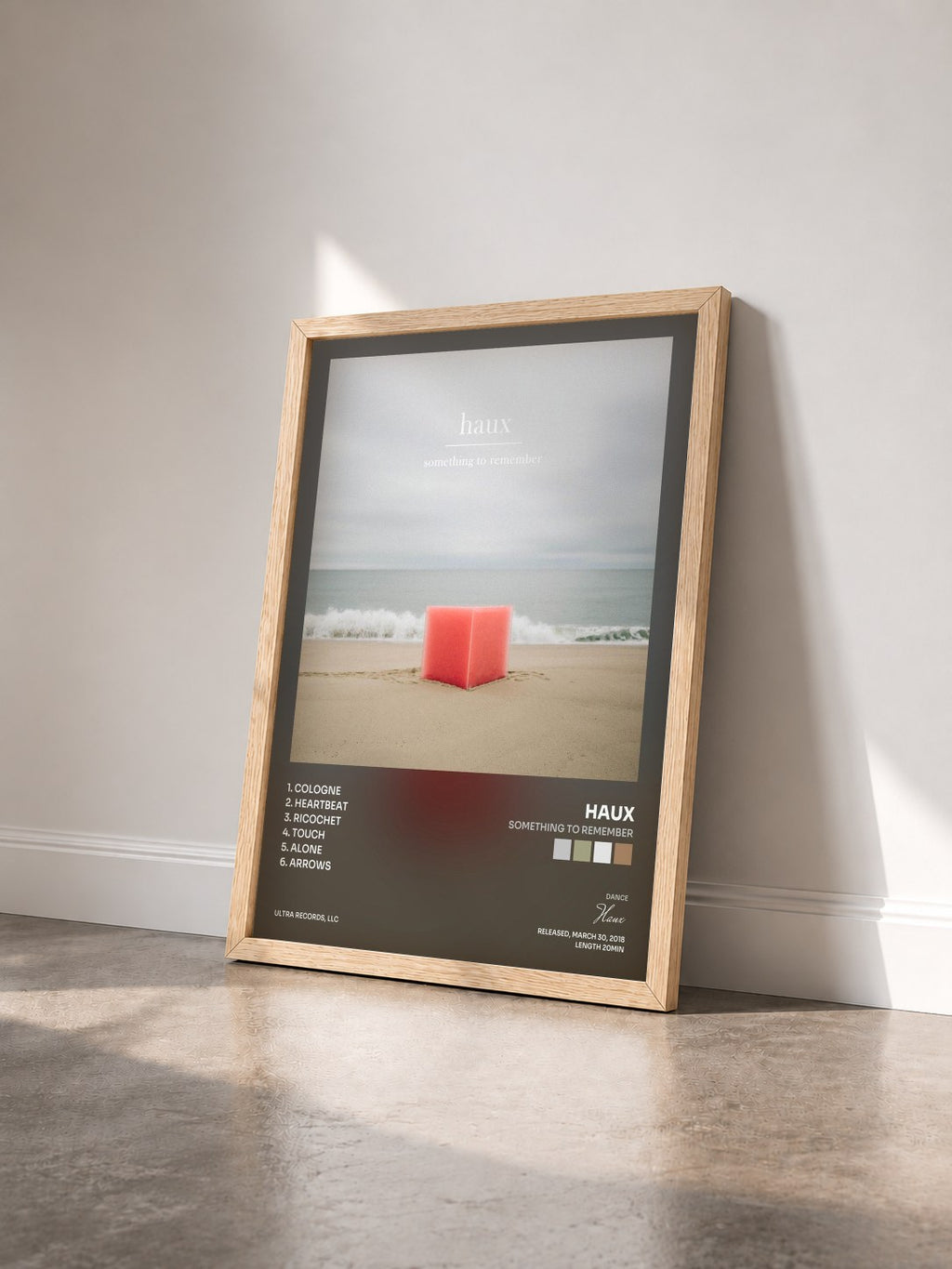 #bois Tableau de l'album Something To Remember de Haux vu de trois quarts, cadre en bois brut
