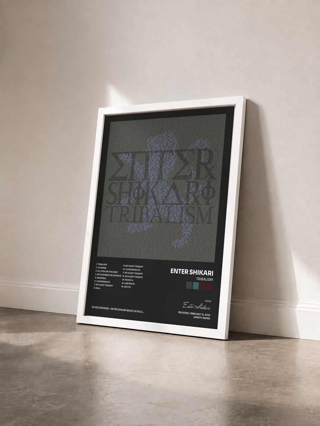 #blanc Tableau de l'album Tribalism de Enter Shikari vu de trois quarts, cadre blanc