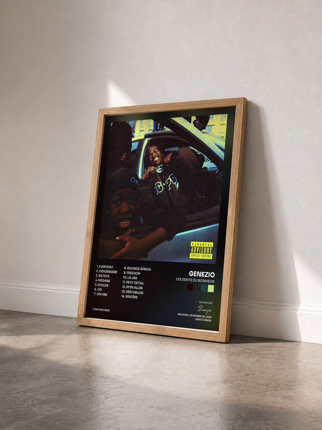 #bois Tableau de l'album LES DENTS DU BONHEUR de Genezio vu de trois quarts, cadre en bois brut