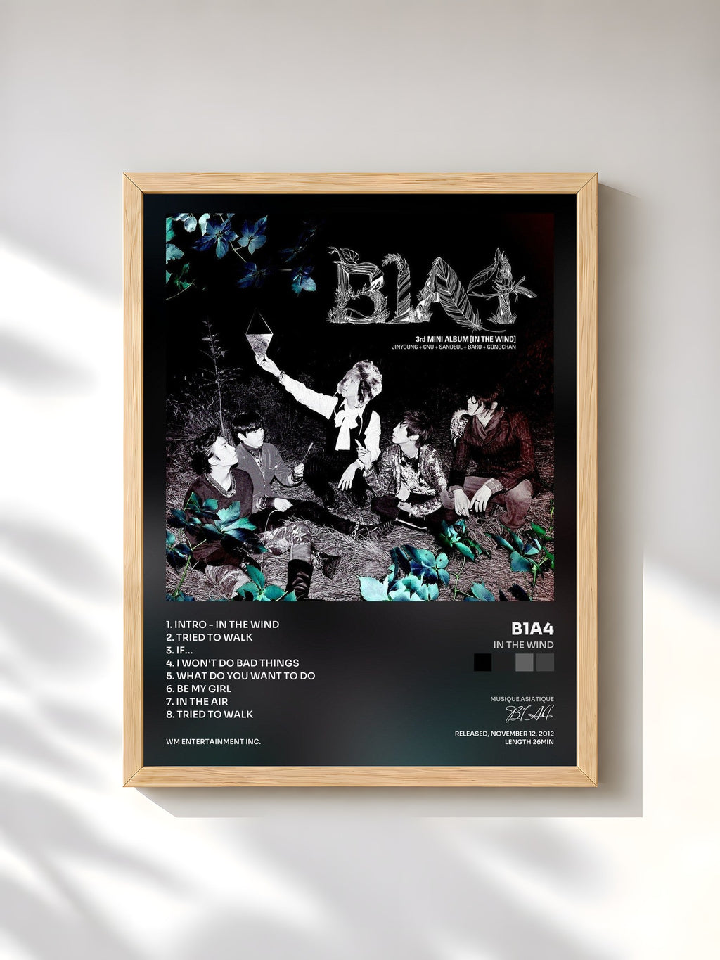 #bois Tableau de l'album IN THE WIND de B1A4, cadre en bois brut, imprimé et encadré en France