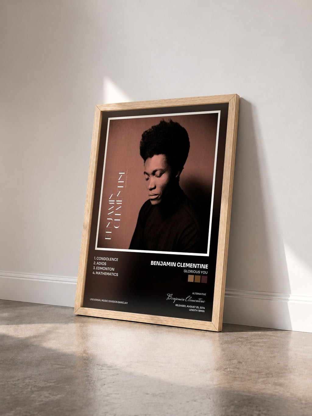 #bois Tableau de l'album Glorious You de Benjamin Clementine vu de trois quarts, cadre en bois brut