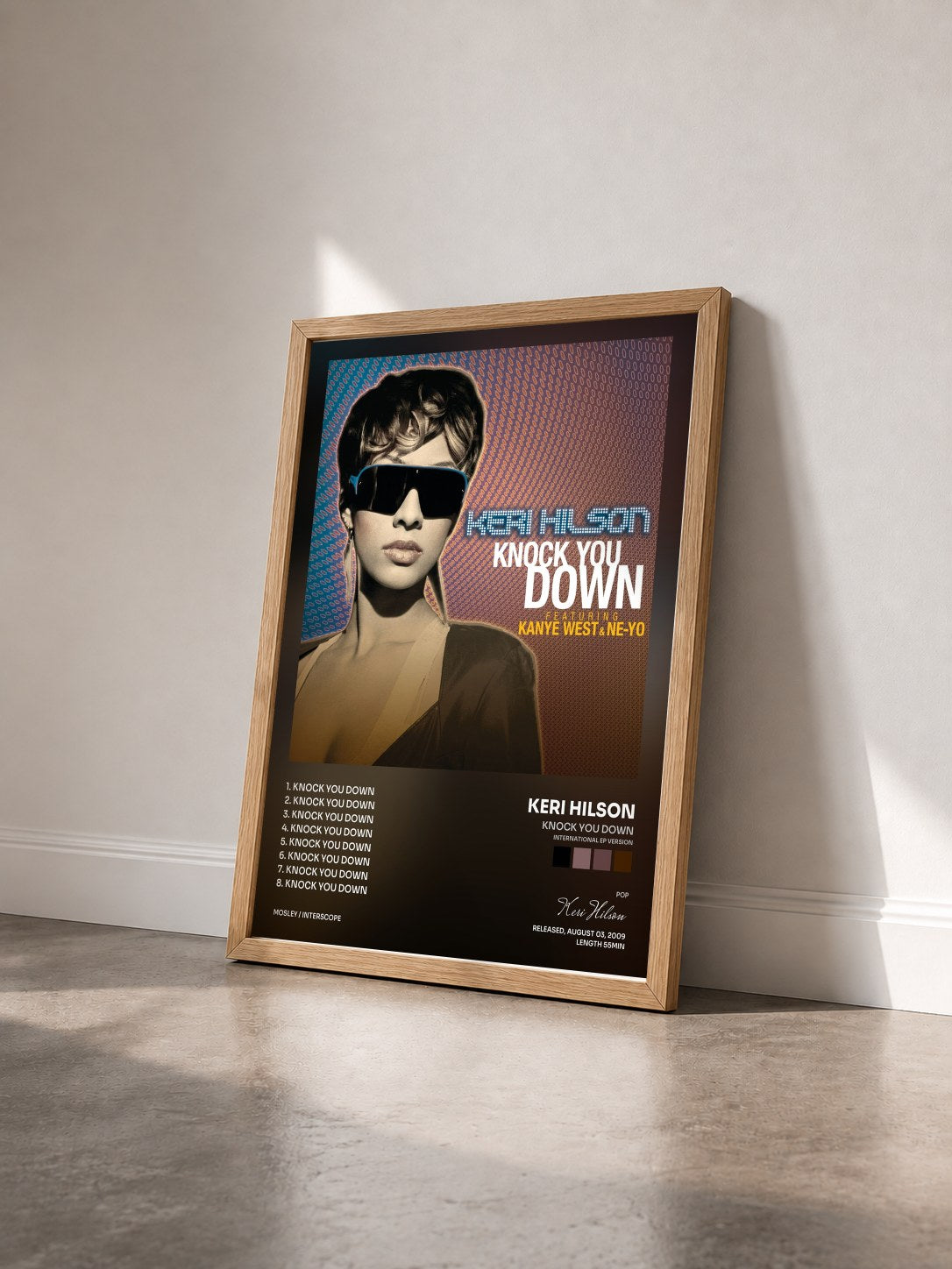 #bois Tableau de l'album Knock You Down (International EP Version) de Keri Hilson vu de trois quarts, cadre en bois brut