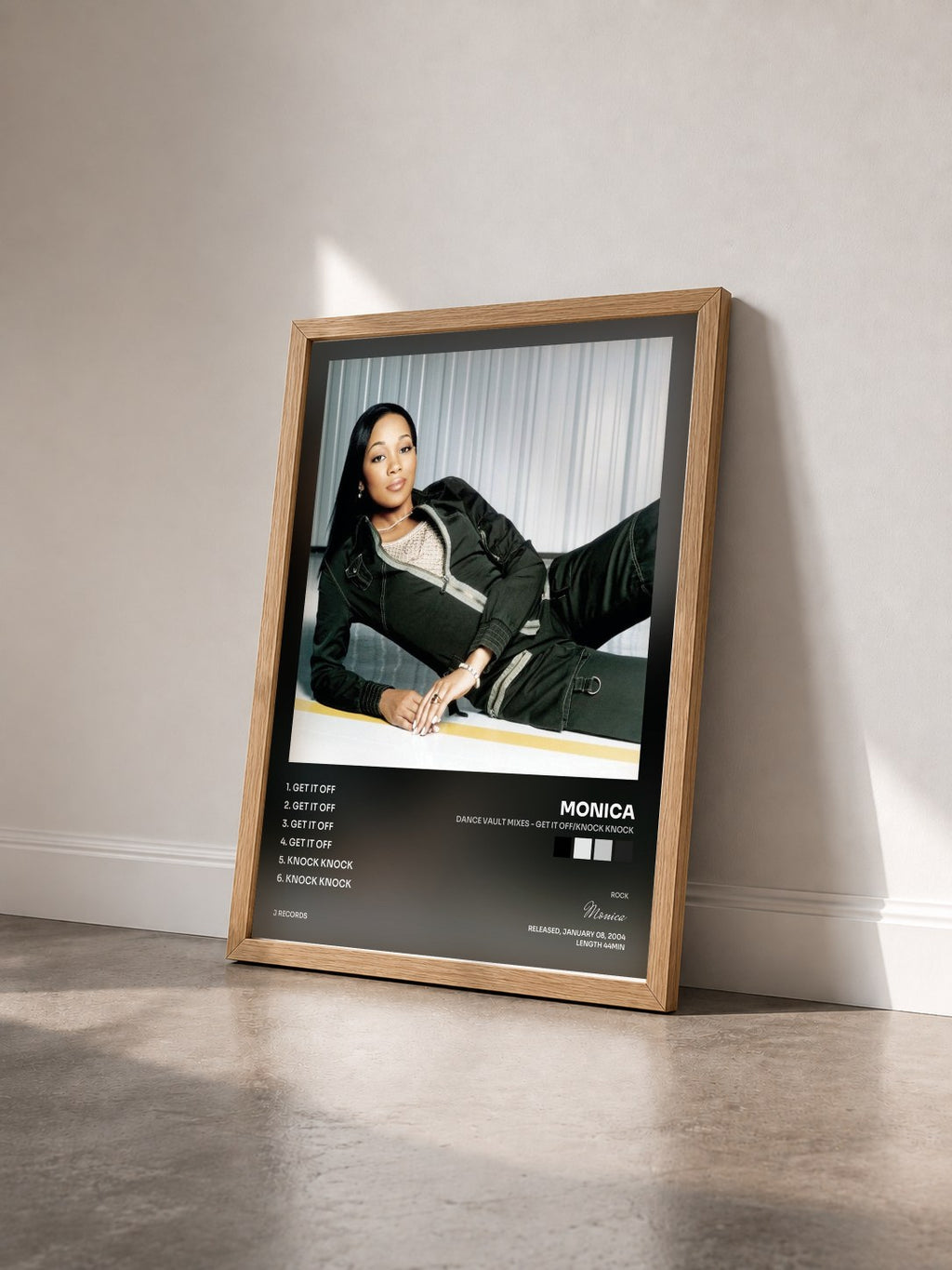 #bois Tableau de l'album Dance Vault Mixes - Get It Off/Knock Knock de Monica vu de trois quarts, cadre en bois brut