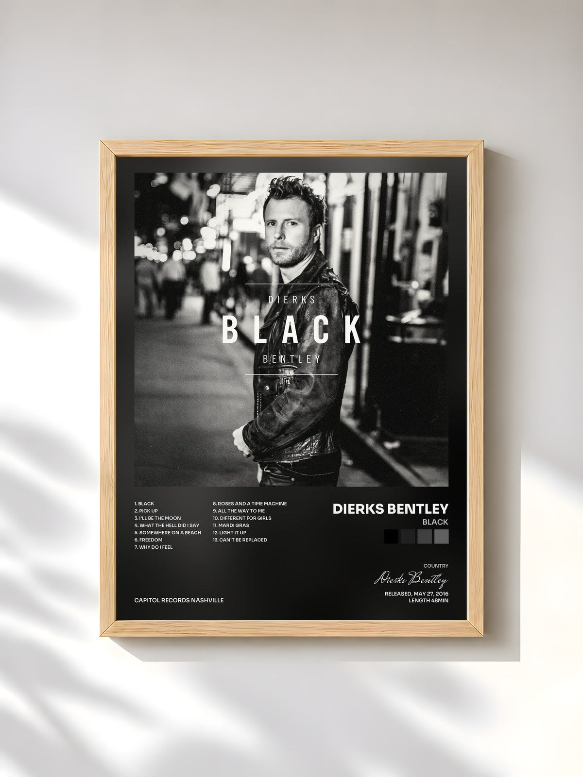#bois Tableau de l'album Black de Dierks Bentley, cadre en bois brut, imprimé et encadré en France