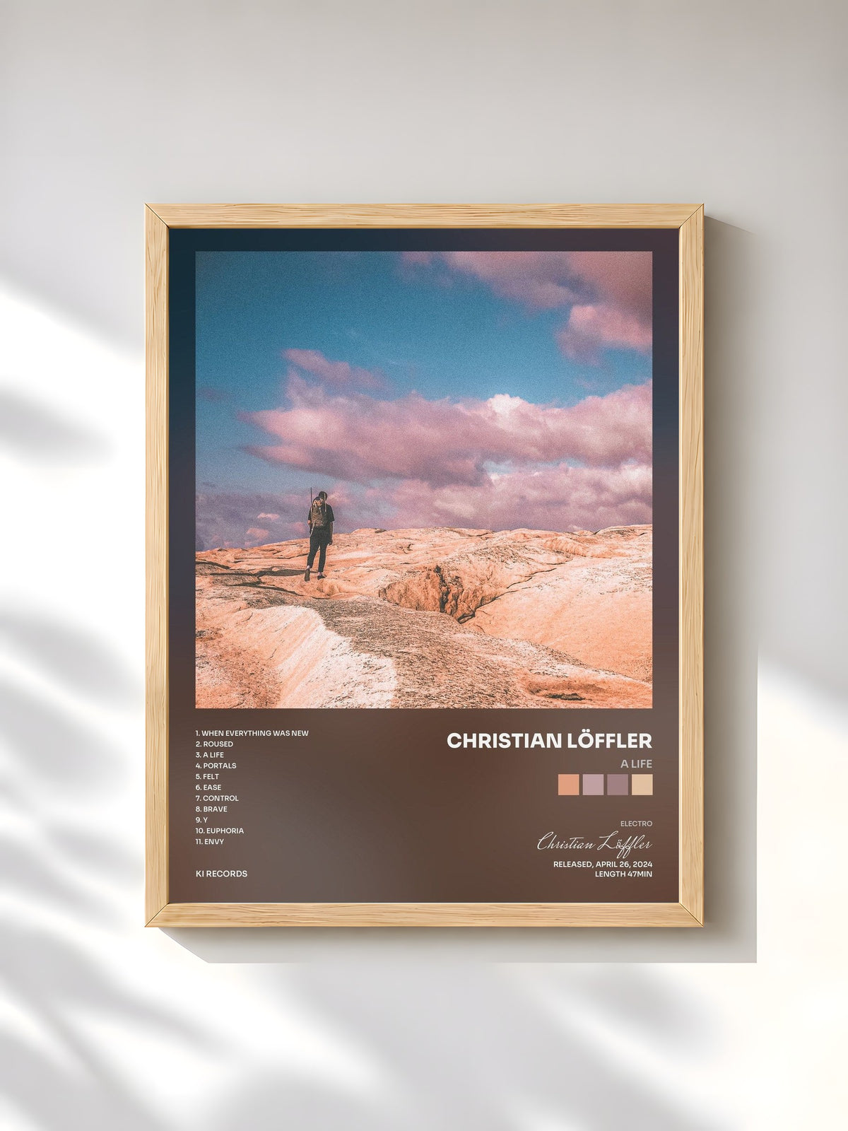 #bois Tableau de l'album A Life de Christian Löffler, cadre en bois brut, imprimé et encadré en France