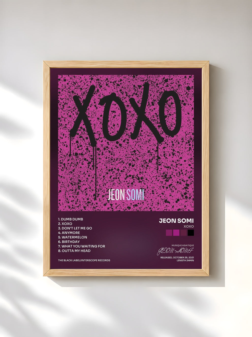 #bois Tableau de l'album XOXO de JEON SOMI, cadre en bois brut, imprimé et encadré en France