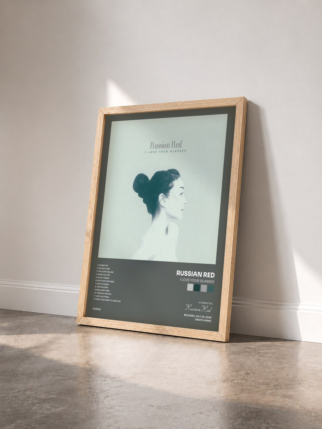 #bois Tableau de l'album I Love Your Glasses de Russian Red vu de trois quarts, cadre en bois brut