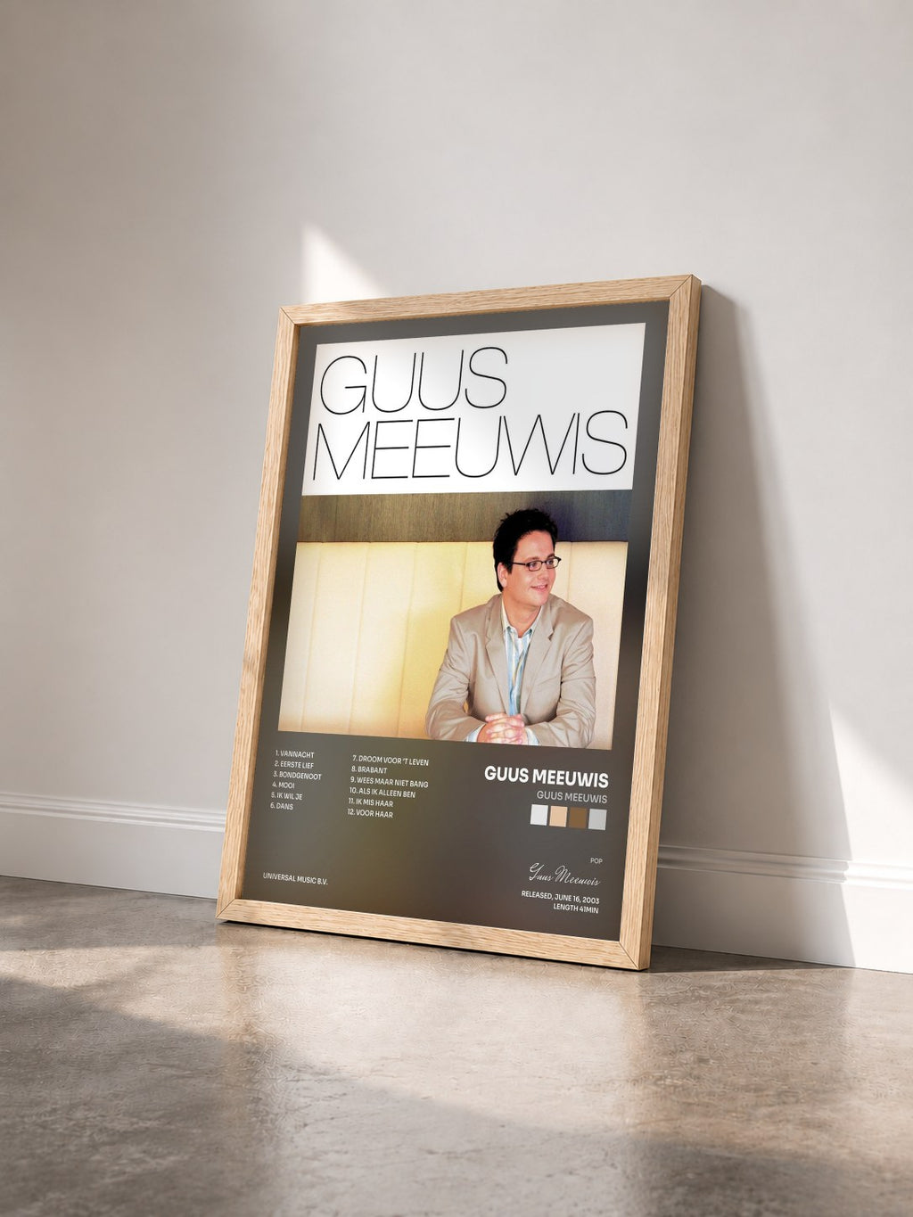 #bois Tableau de l'album Guus Meeuwis de Guus Meeuwis vu de trois quarts, cadre en bois brut