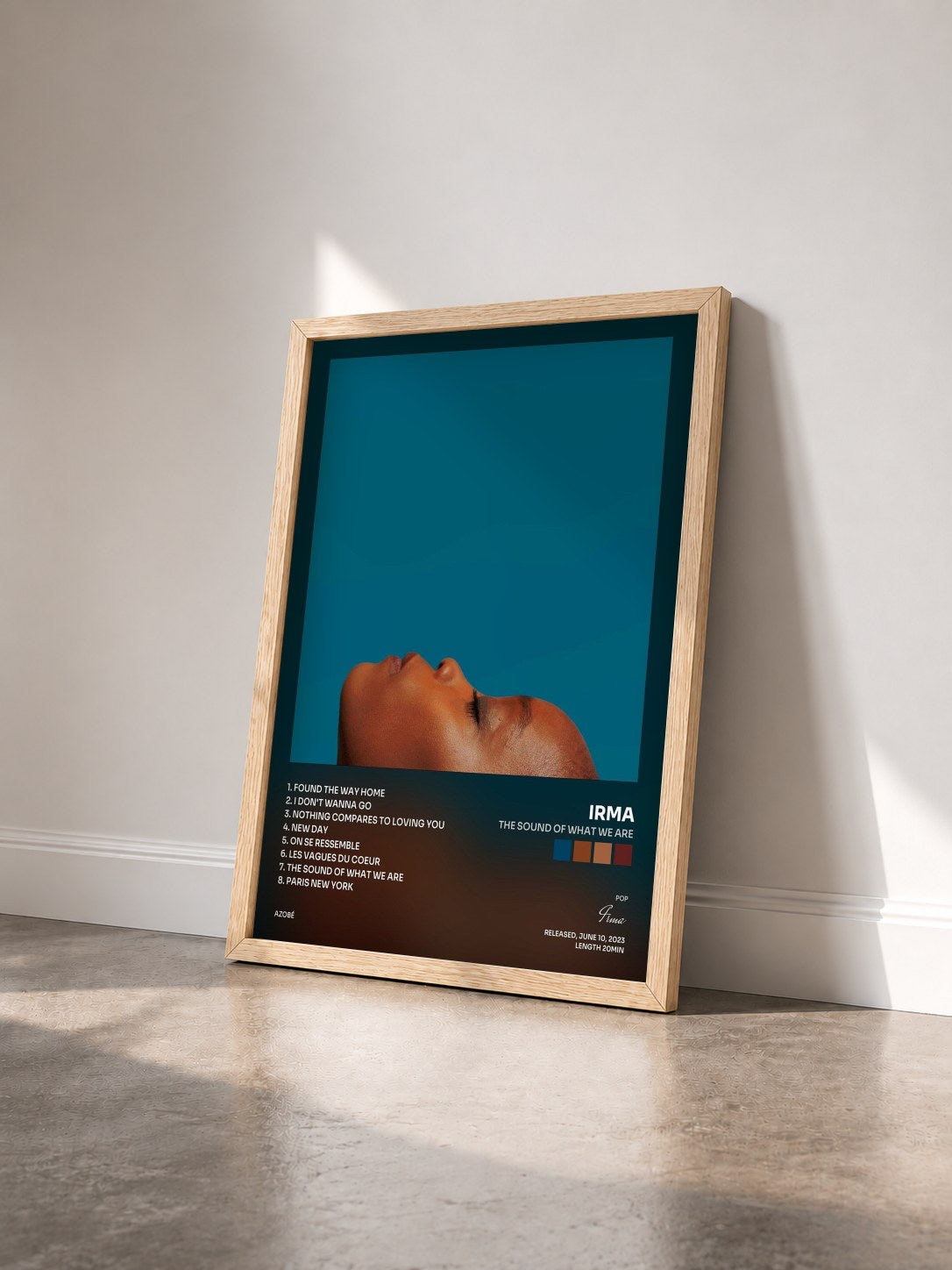 #bois Tableau de l'album The Sound Of What We Are de Irma vu de trois quarts, cadre en bois brut