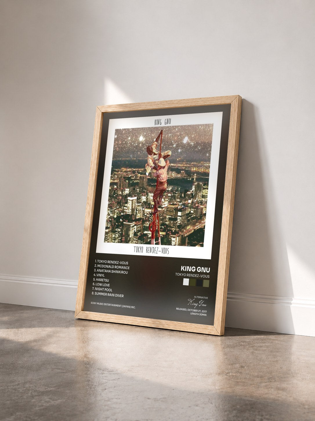 #bois Tableau de l'album Tokyo Rendez-Vous de King Gnu vu de trois quarts, cadre en bois brut