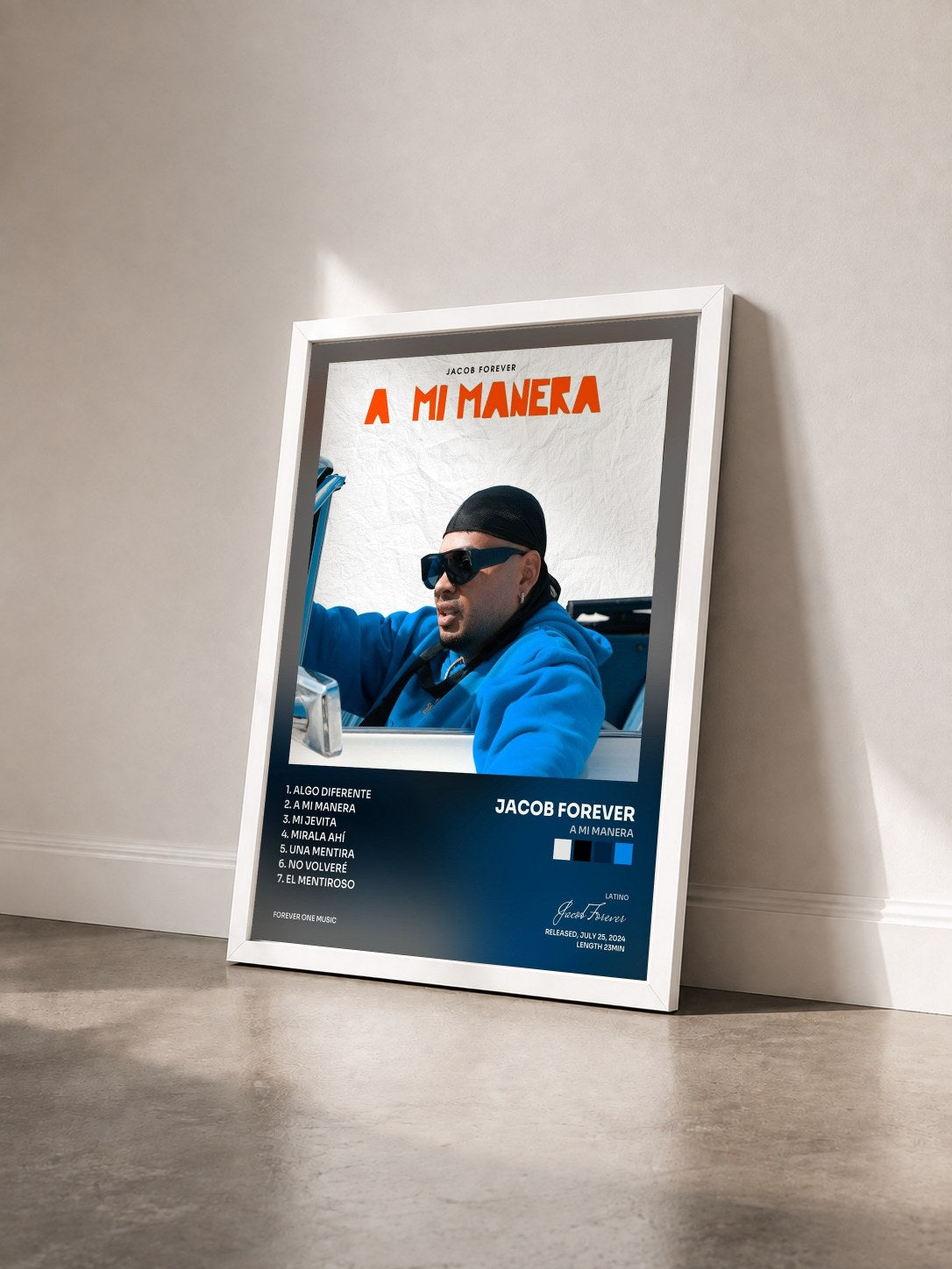 #blanc Tableau de l'album A Mi Manera de Jacob Forever vu de trois quarts, cadre blanc