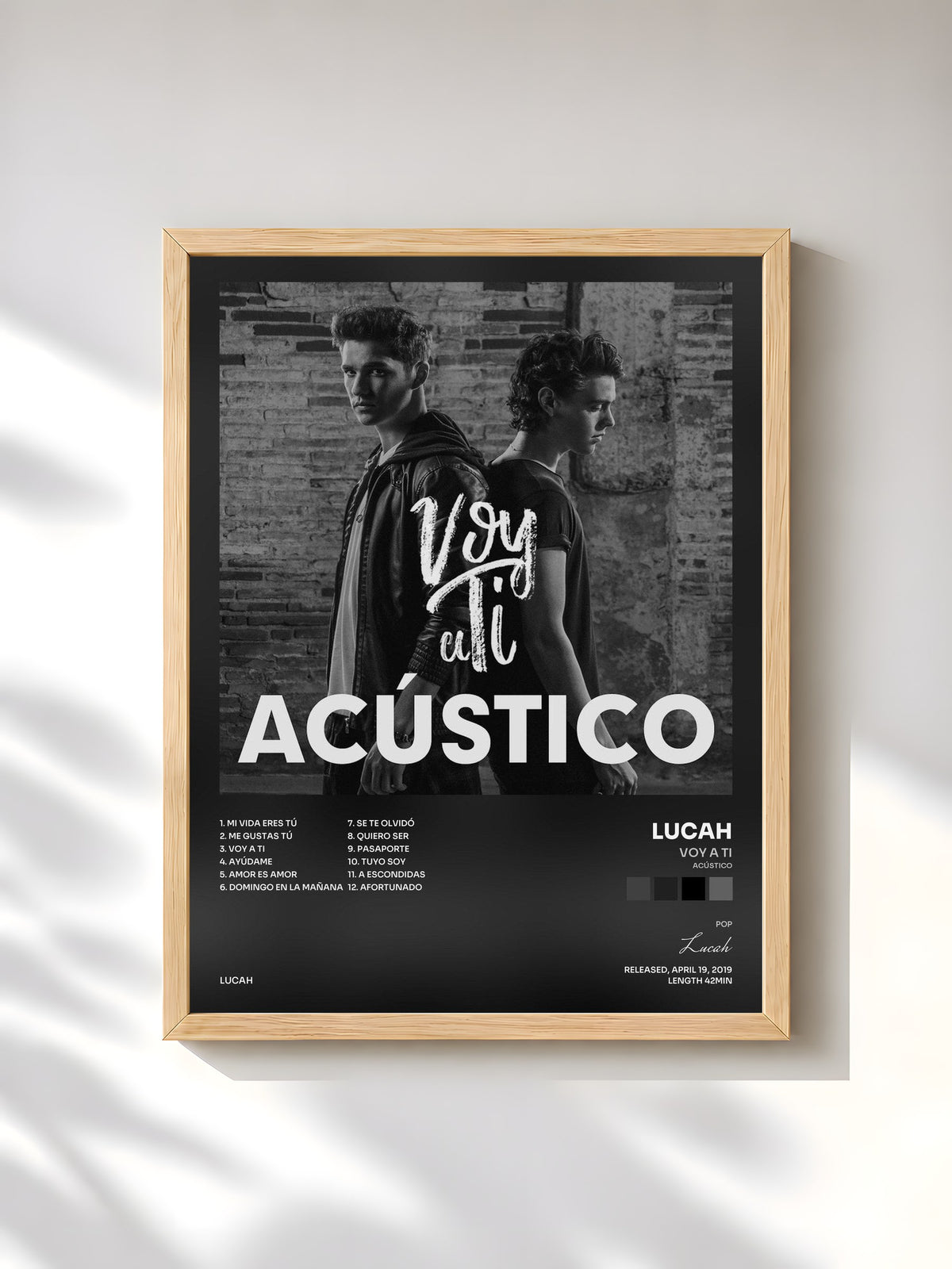 #bois Tableau de l'album Voy a Ti (Acústico) de Lucah, cadre en bois brut, imprimé et encadré en France