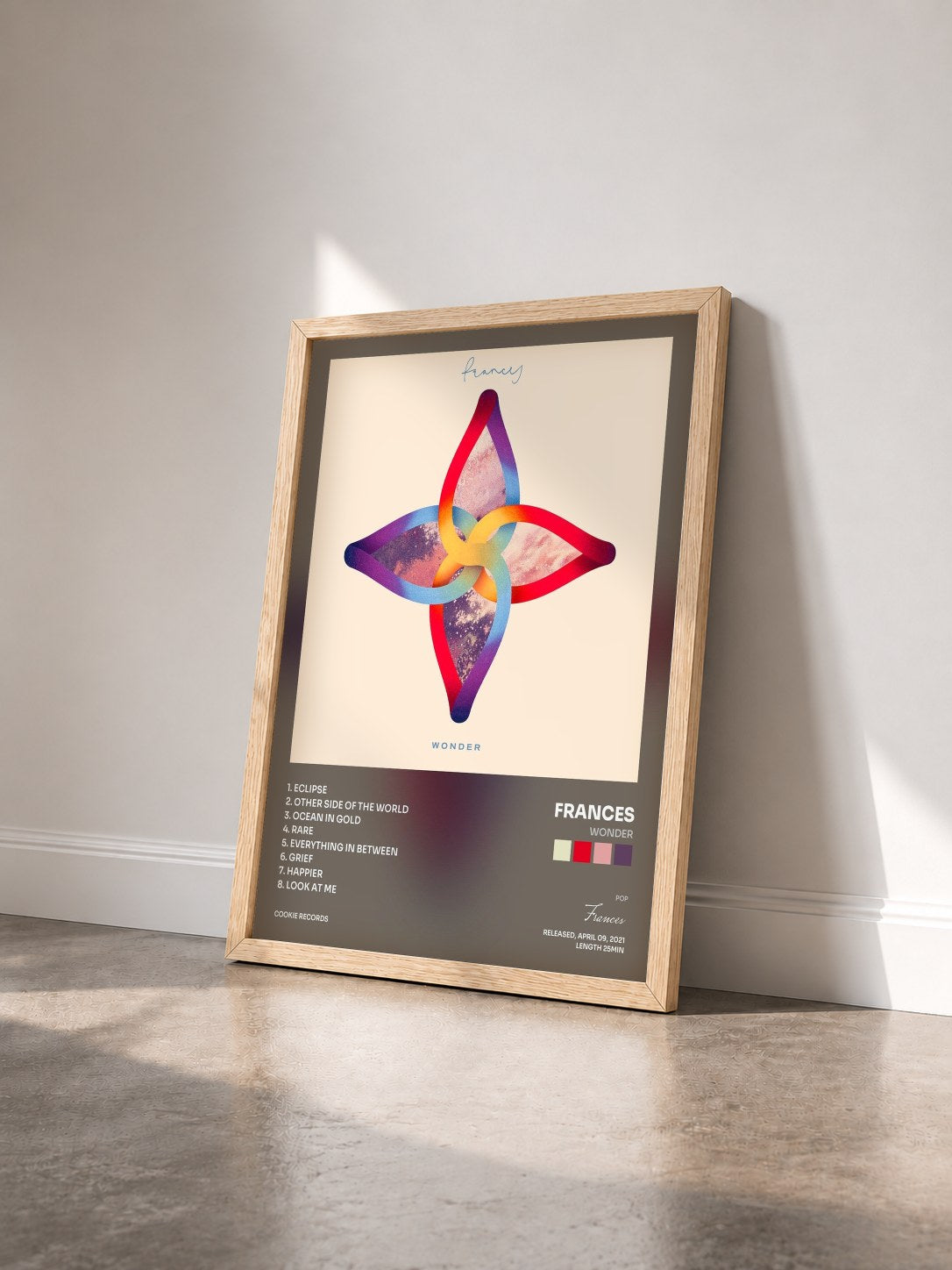 #bois Tableau de l'album Wonder de Frances vu de trois quarts, cadre en bois brut
