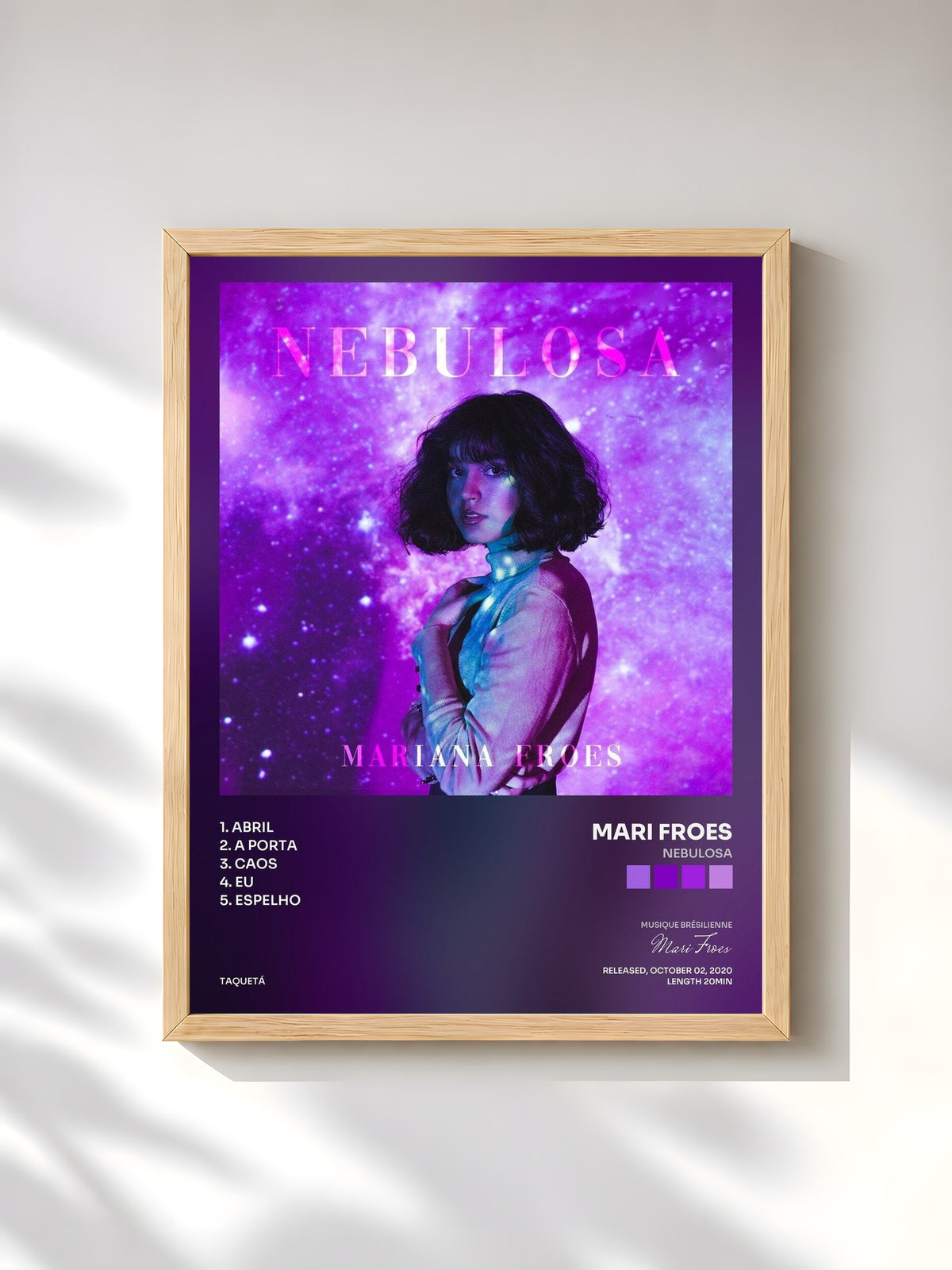#bois Tableau de l'album Nebulosa de Mari Froes, cadre en bois brut, imprimé et encadré en France