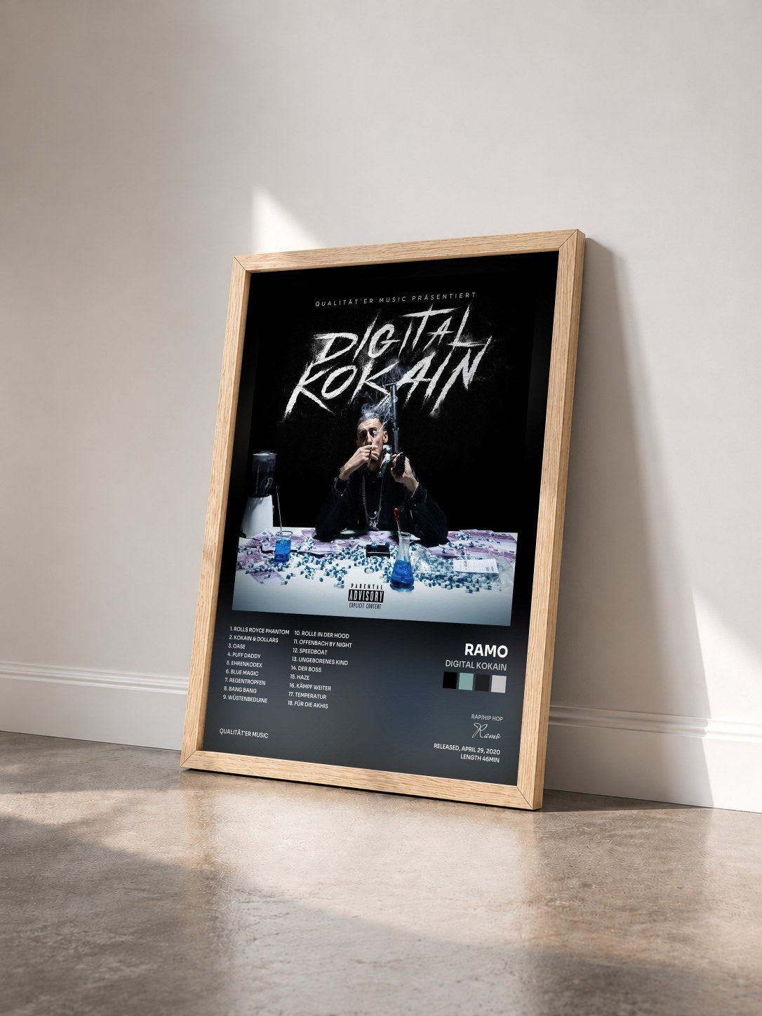 #bois Tableau de l'album DIGITAL KOKAIN de Ramo vu de trois quarts, cadre en bois brut