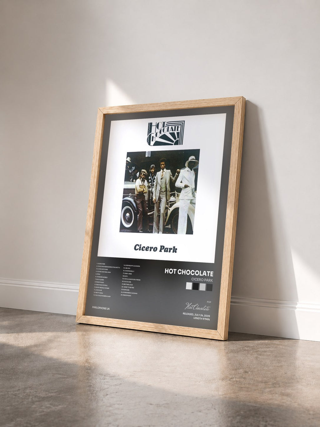 #bois Tableau de l'album Cicero Park de Hot Chocolate vu de trois quarts, cadre en bois brut