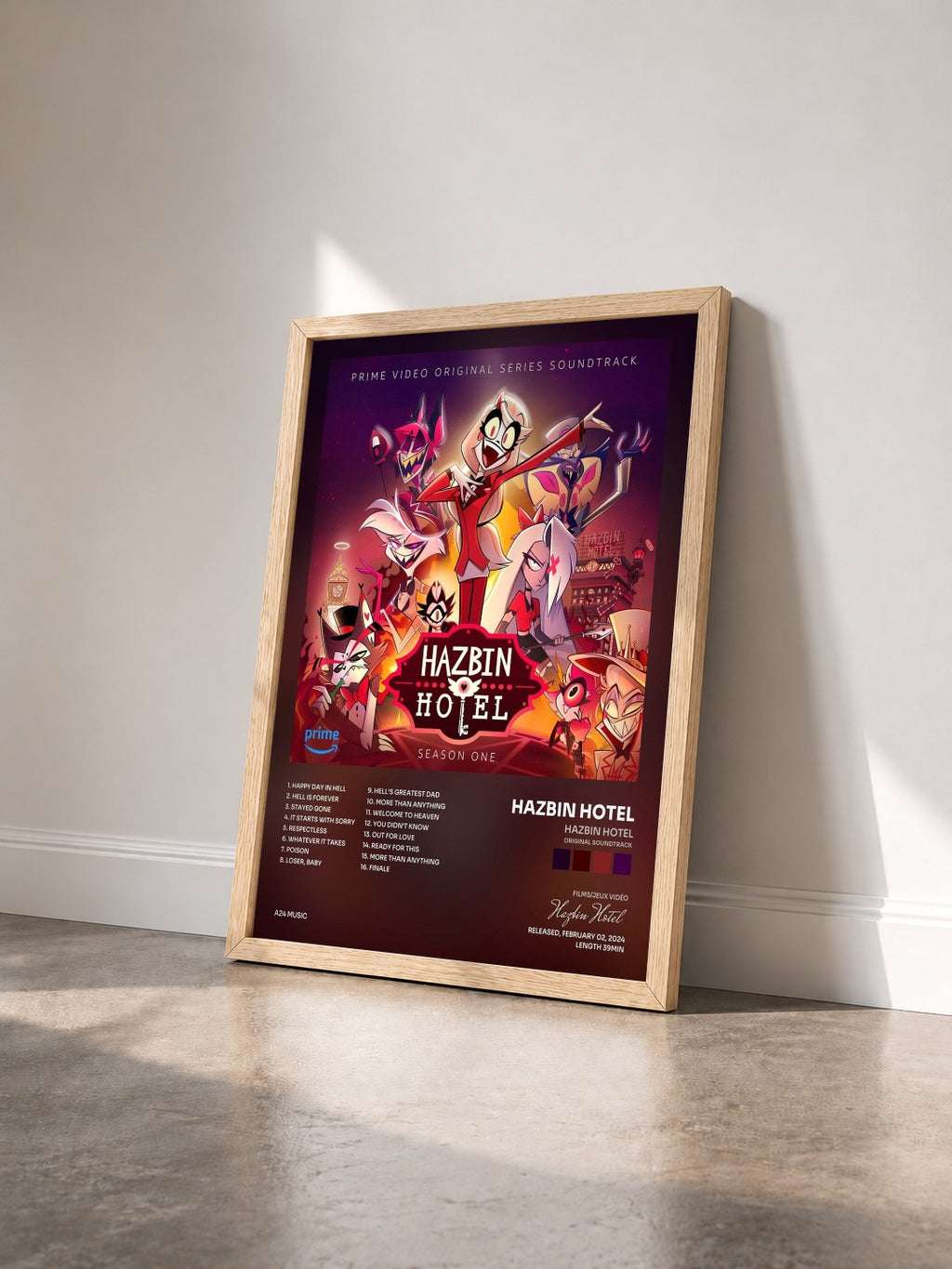 #bois Tableau de l'album Hazbin Hotel (Original Soundtrack) de Hazbin Hotel vu de trois quarts, cadre en bois brut