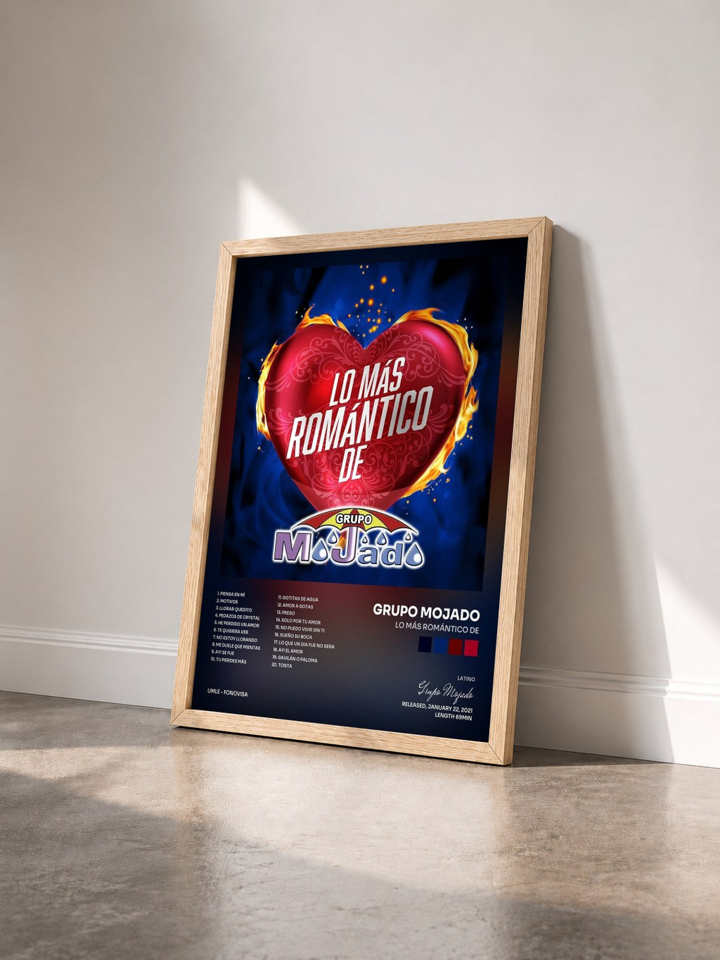 #bois Tableau de l'album Lo Más Romántico De de Grupo Mojado vu de trois quarts, cadre en bois brut