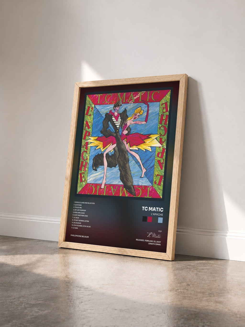 #bois Tableau de l'album L'Apache de TC Matic vu de trois quarts, cadre en bois brut