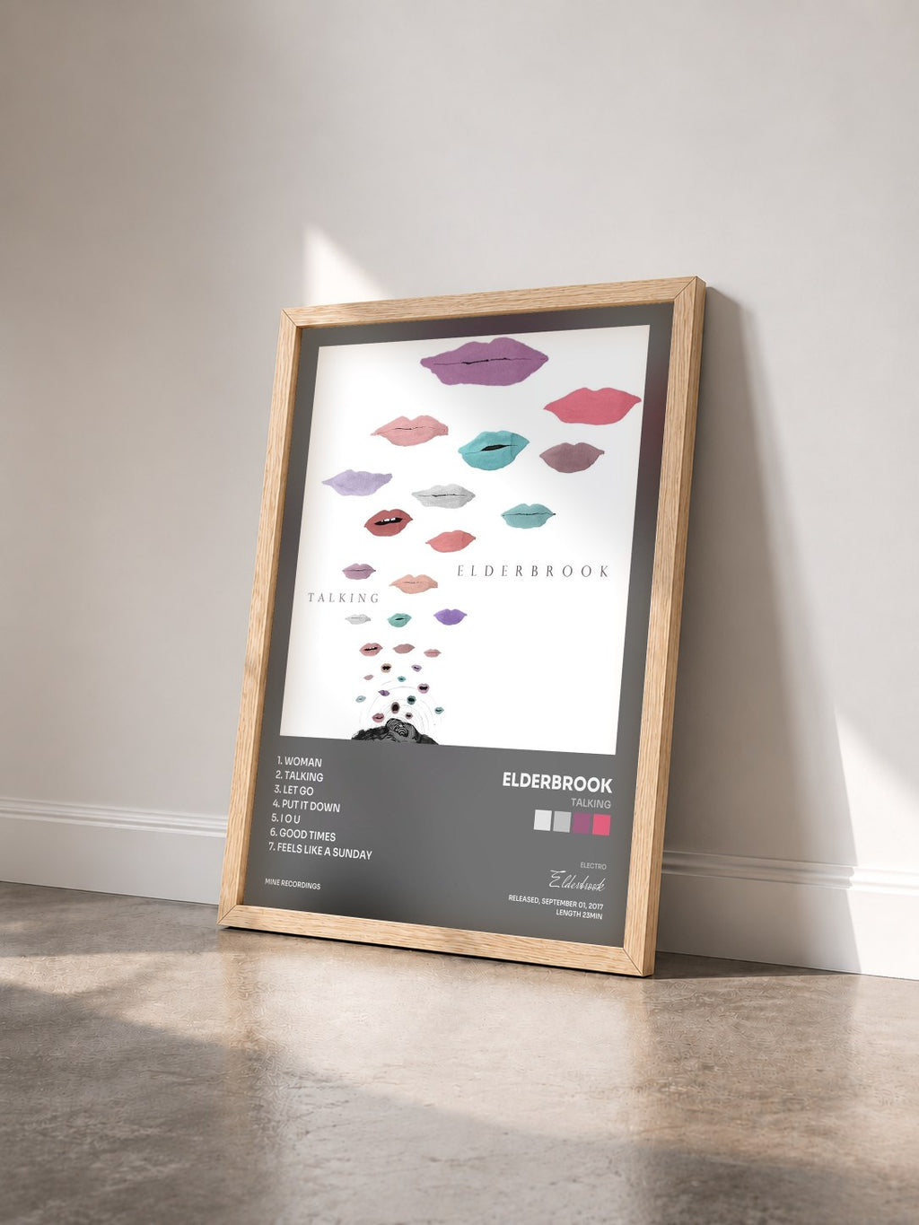 #bois Tableau de l'album Talking de Elderbrook vu de trois quarts, cadre en bois brut