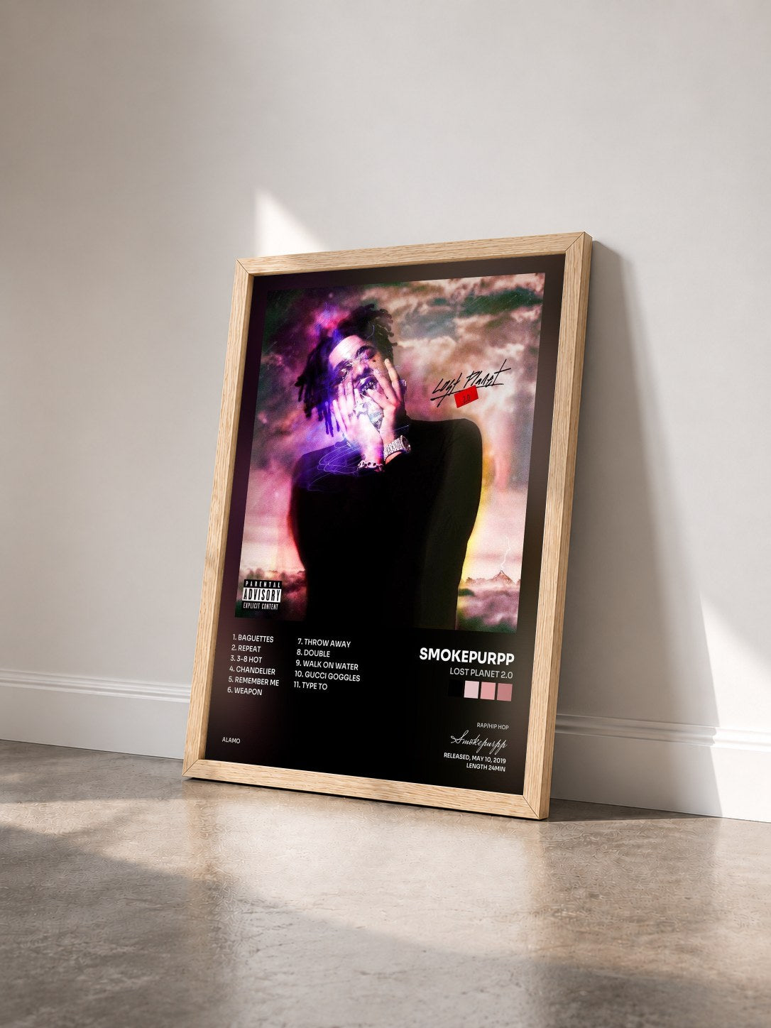 #bois Tableau de l'album Lost Planet 2.0 de Smokepurpp vu de trois quarts, cadre en bois brut