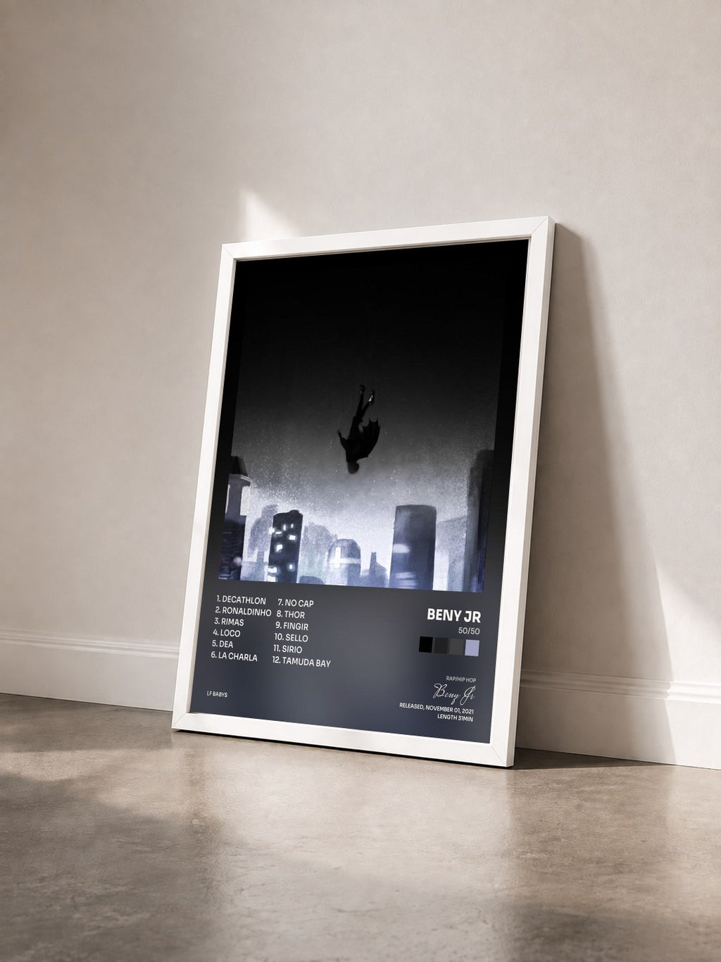 #blanc Tableau de l'album 50/50 de Beny Jr vu de trois quarts, cadre blanc