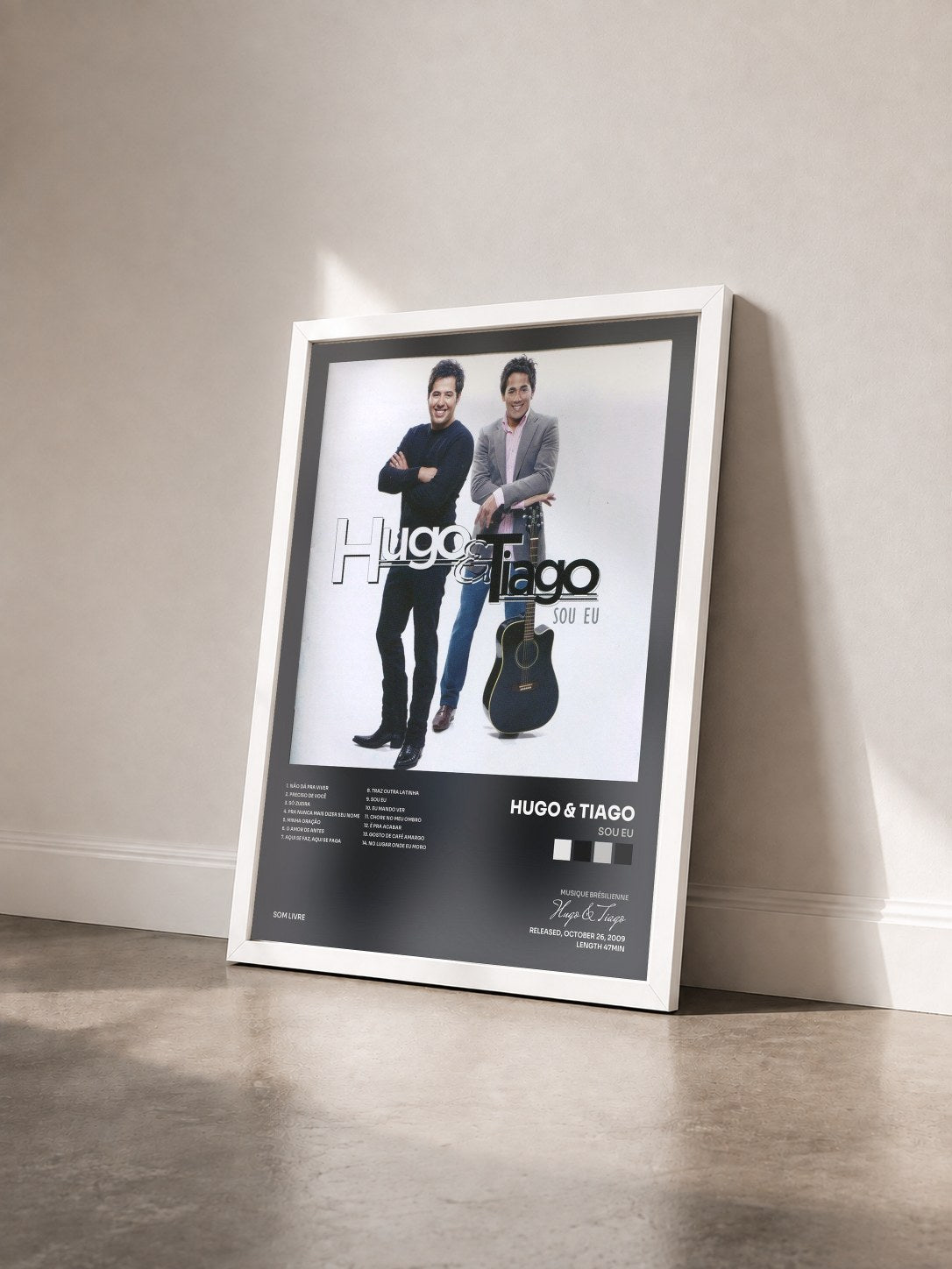 #blanc Tableau de l'album Sou Eu de Hugo & Tiago vu de trois quarts, cadre blanc