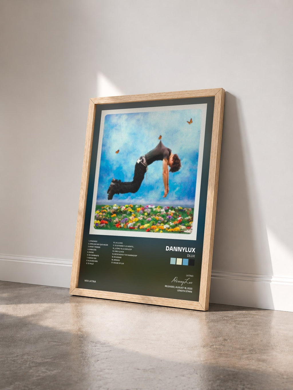 #bois Tableau de l'album DLUX de DannyLux vu de trois quarts, cadre en bois brut