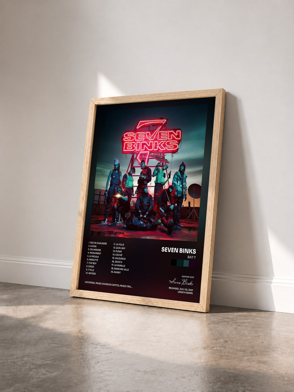 #bois Tableau de l'album Bat 7 de Seven Binks vu de trois quarts, cadre en bois brut