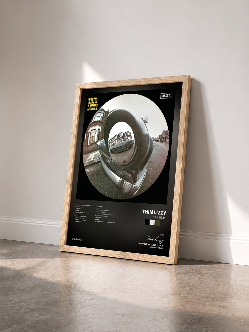 #bois Tableau de l'album Thin Lizzy de Thin Lizzy vu de trois quarts, cadre en bois brut
